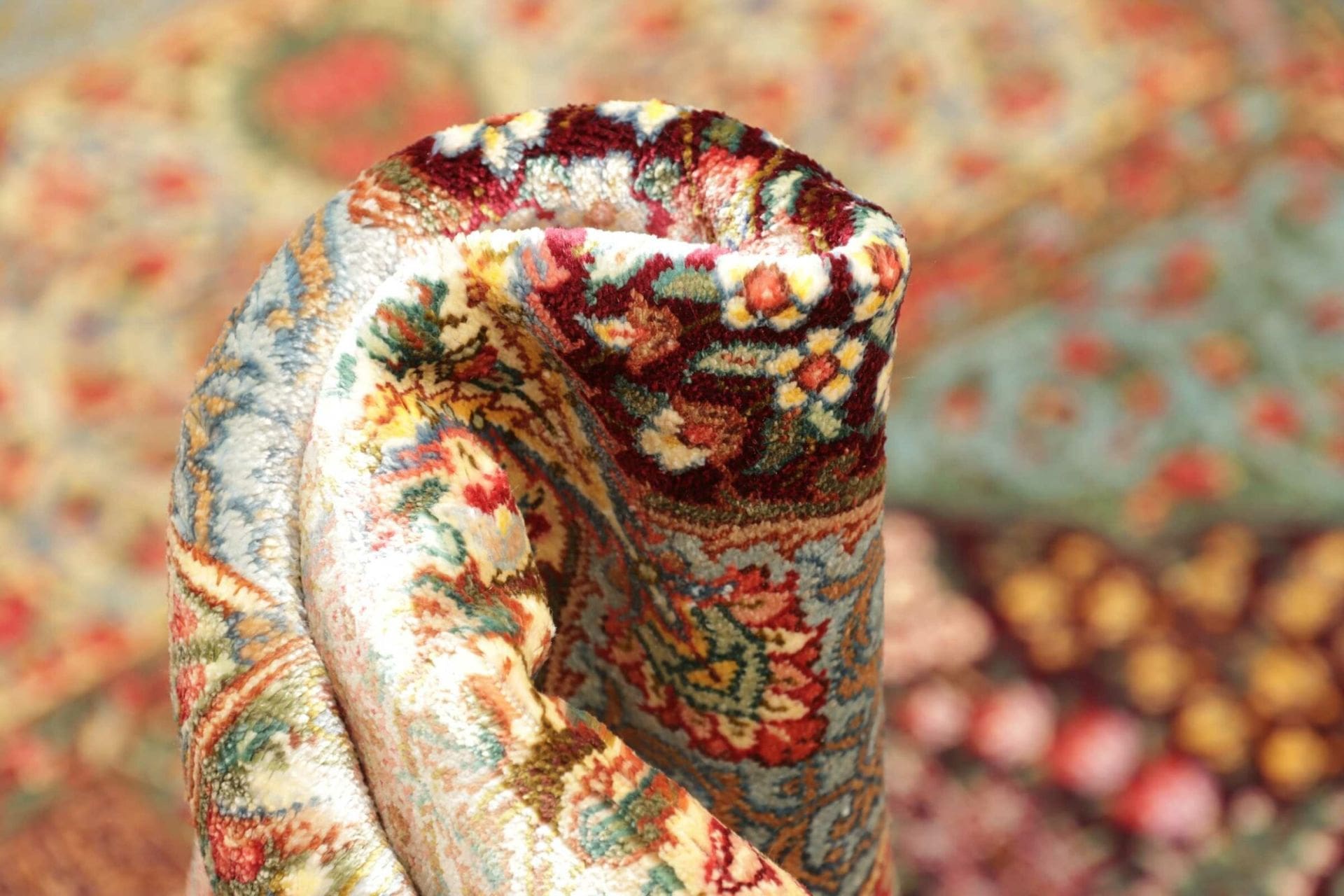 Ghom Perserteppich aus Iran, 142 × 200 cm
