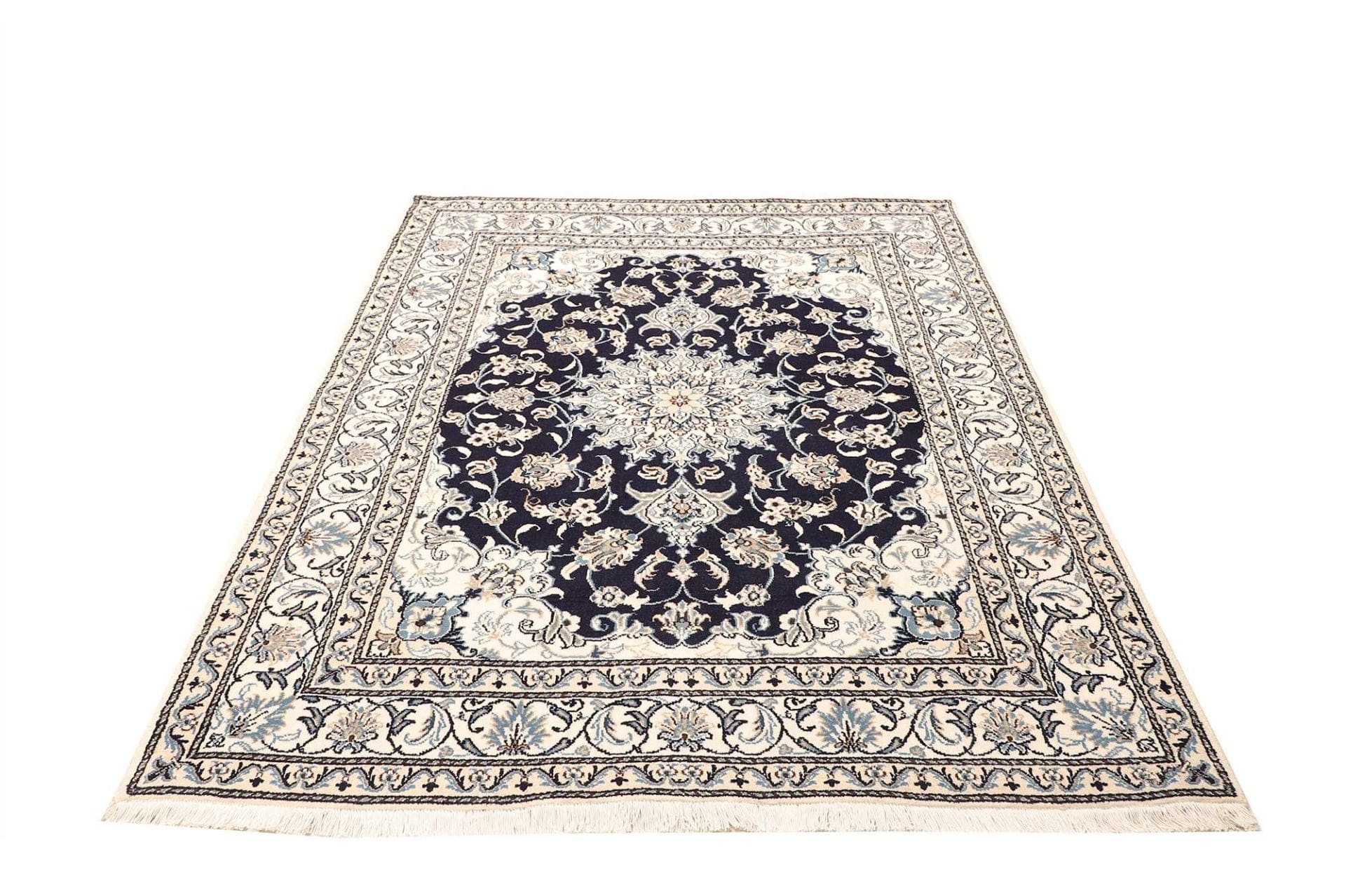 Nain Perserteppich aus Iran, 153 × 210 cm