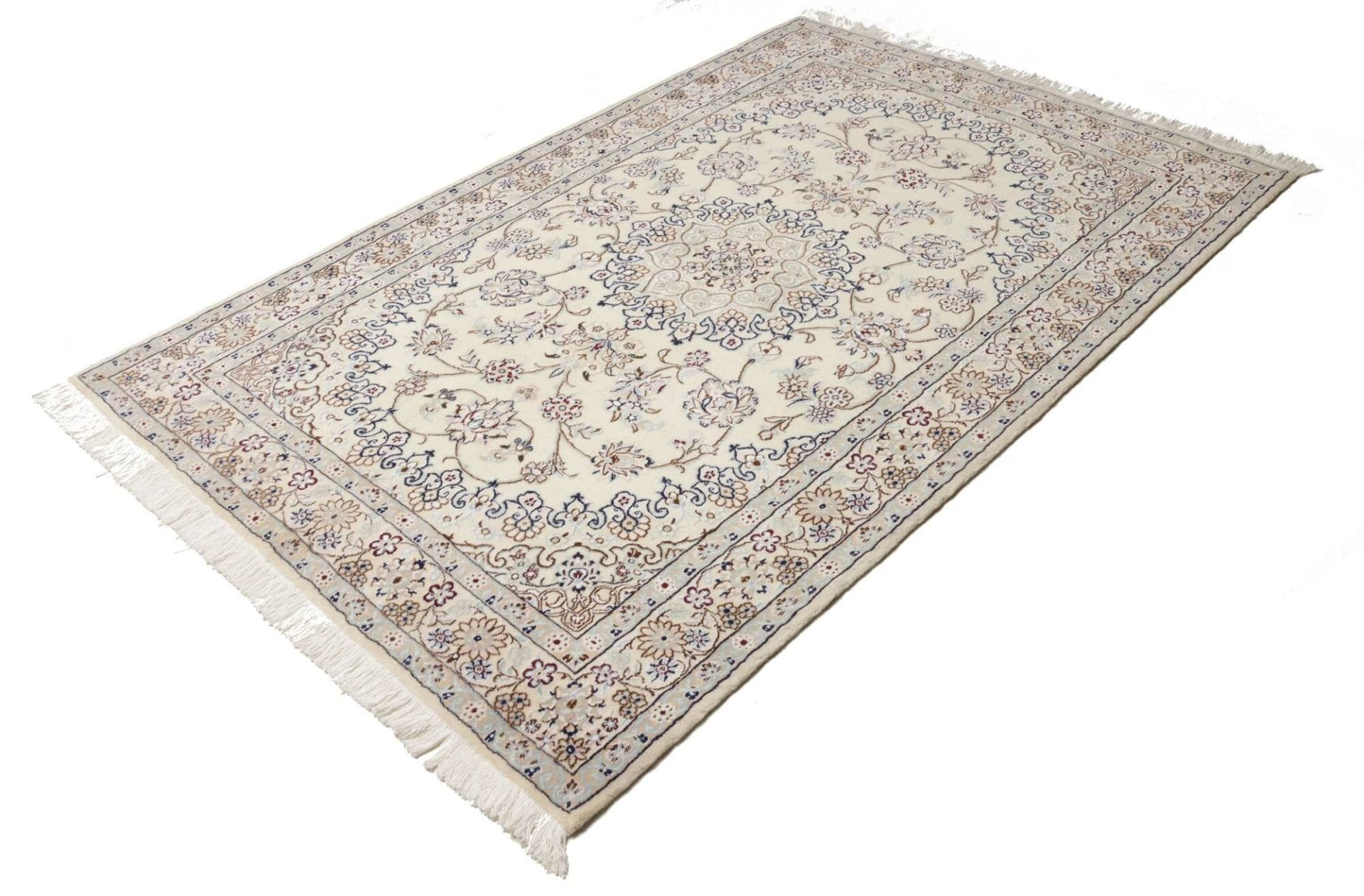 Nain Perserteppich 137 × 202 cm aus Wolle, handgeknüpft