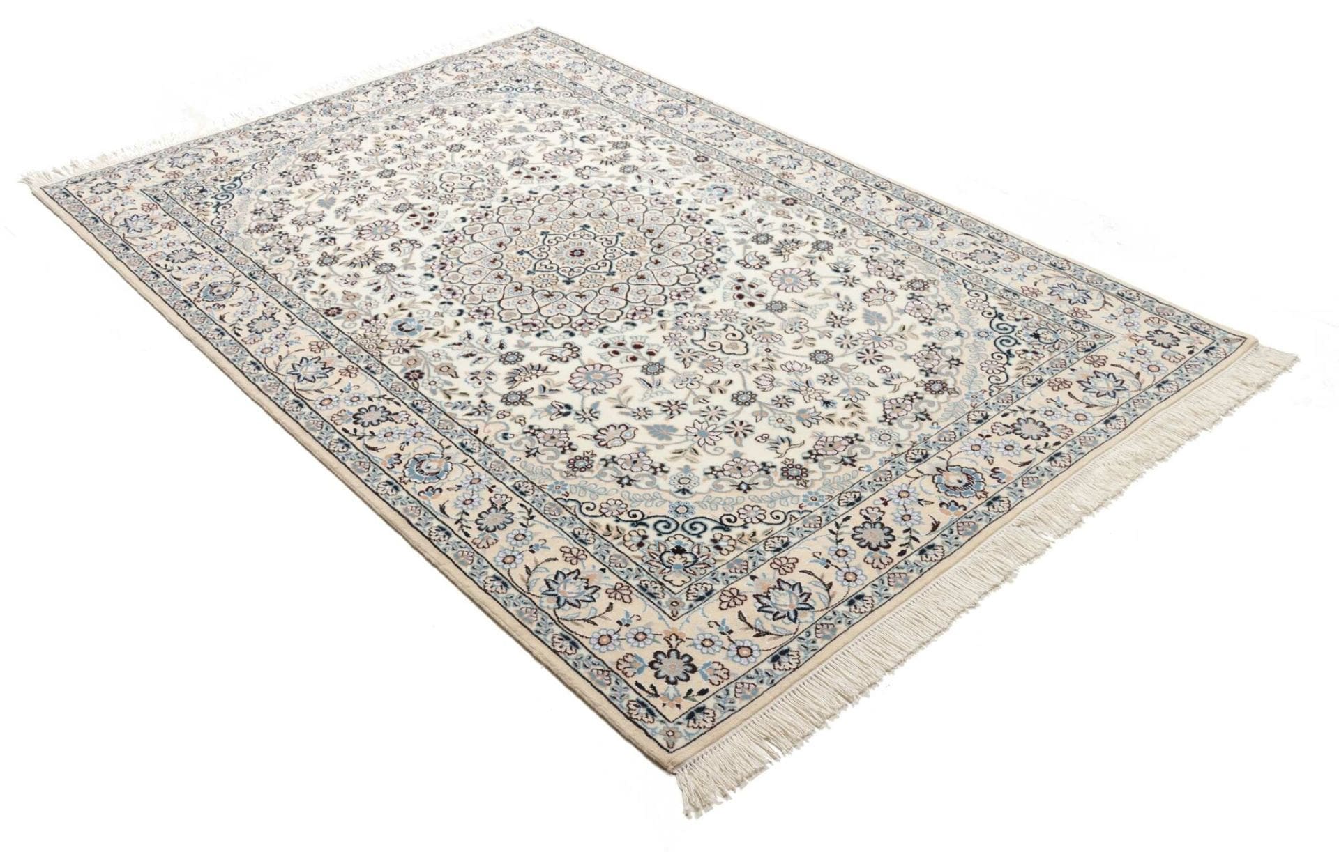 Nain Perserteppich 141 × 208 cm aus Wolle, handgeknüpft