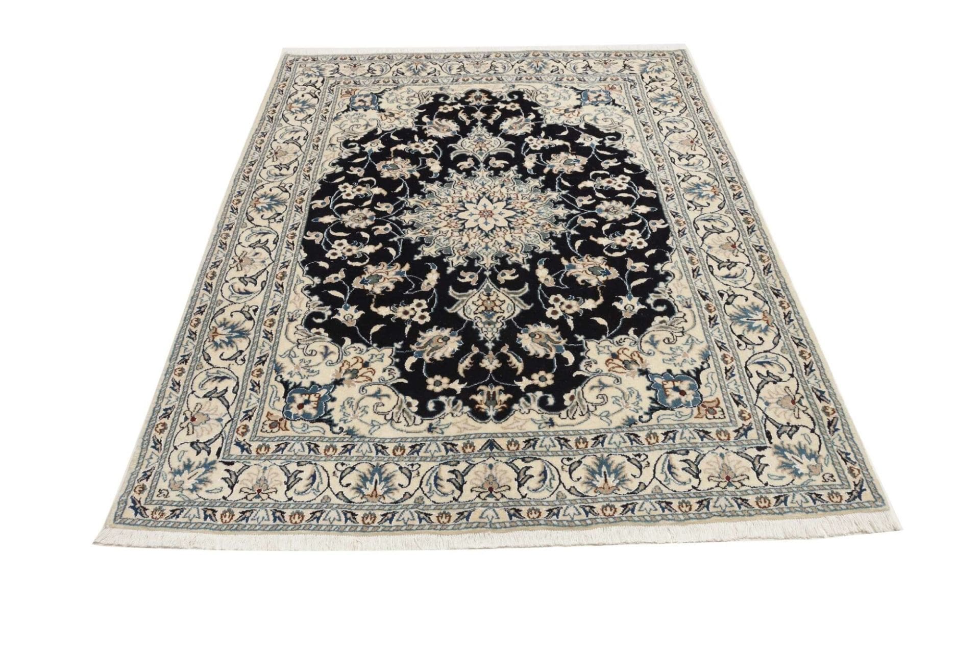 Handgeknüpfter Nain Perserteppich 151 × 205 cm