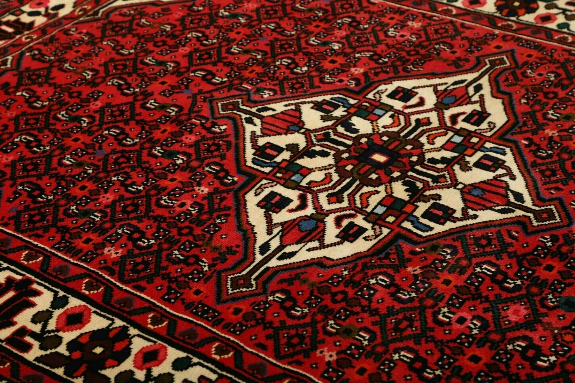 Handgeknüpfter Hamadan Herati Perserteppich 149 × 198 cm