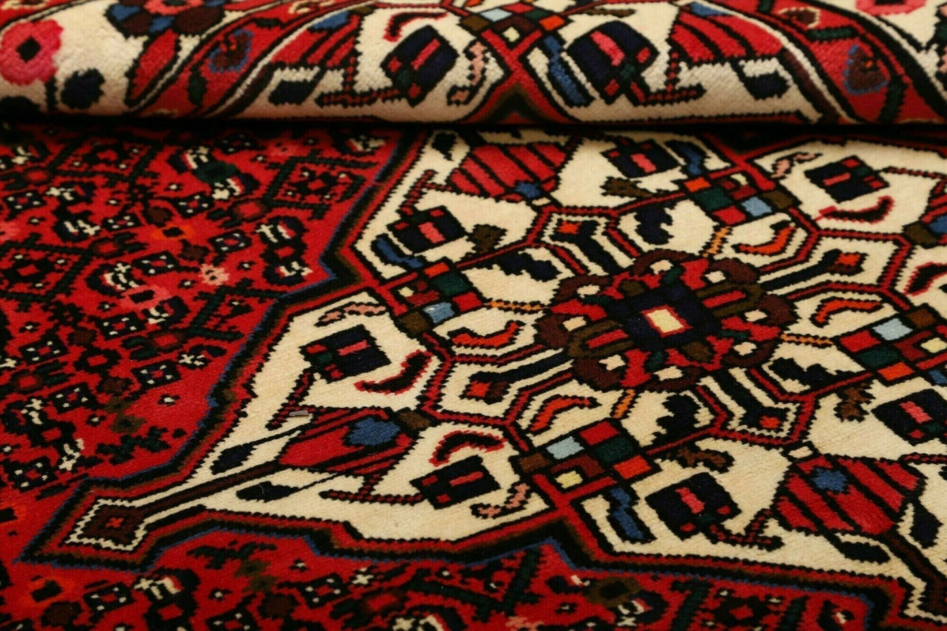Handgeknüpfter Hamadan Herati Perserteppich 149 × 198 cm