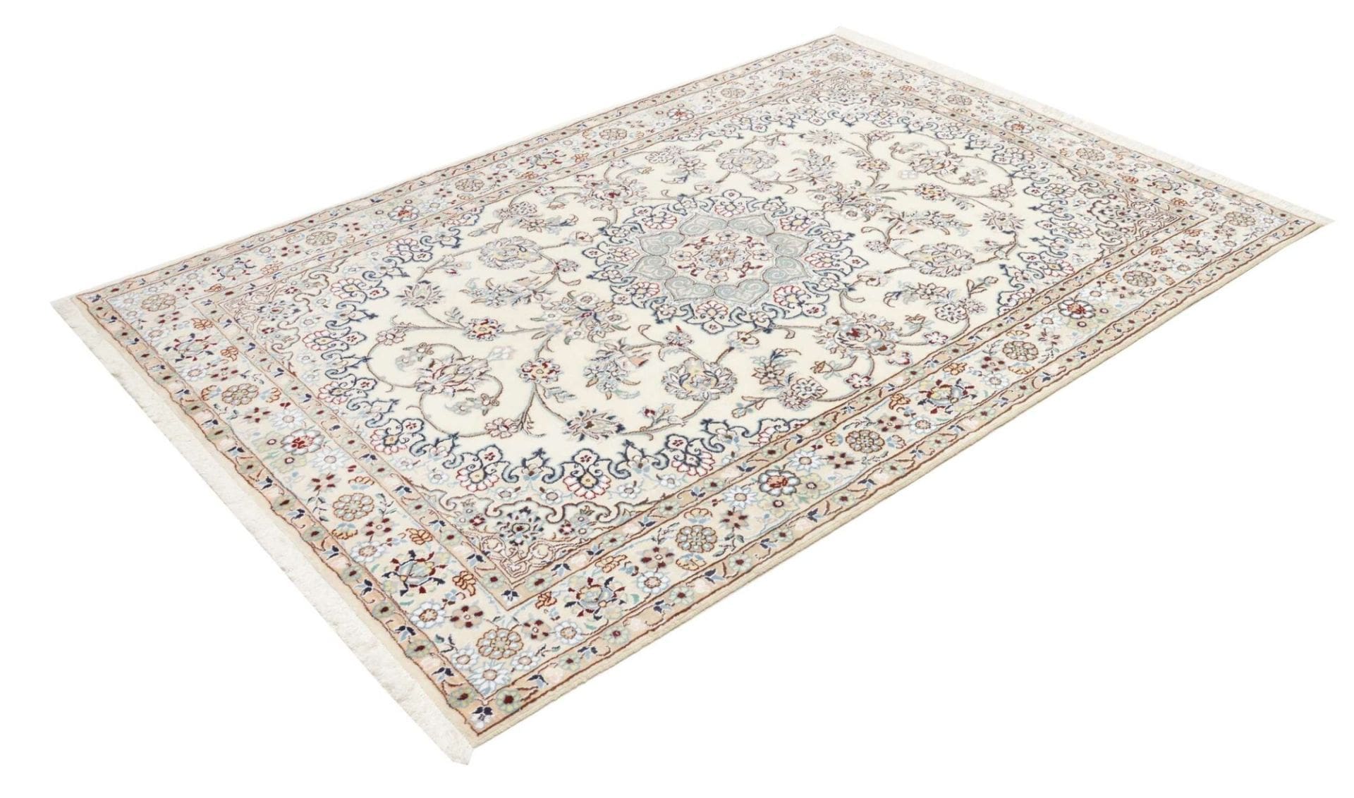 Handgeknüpfter Nain Perserteppich 141 × 204 cm