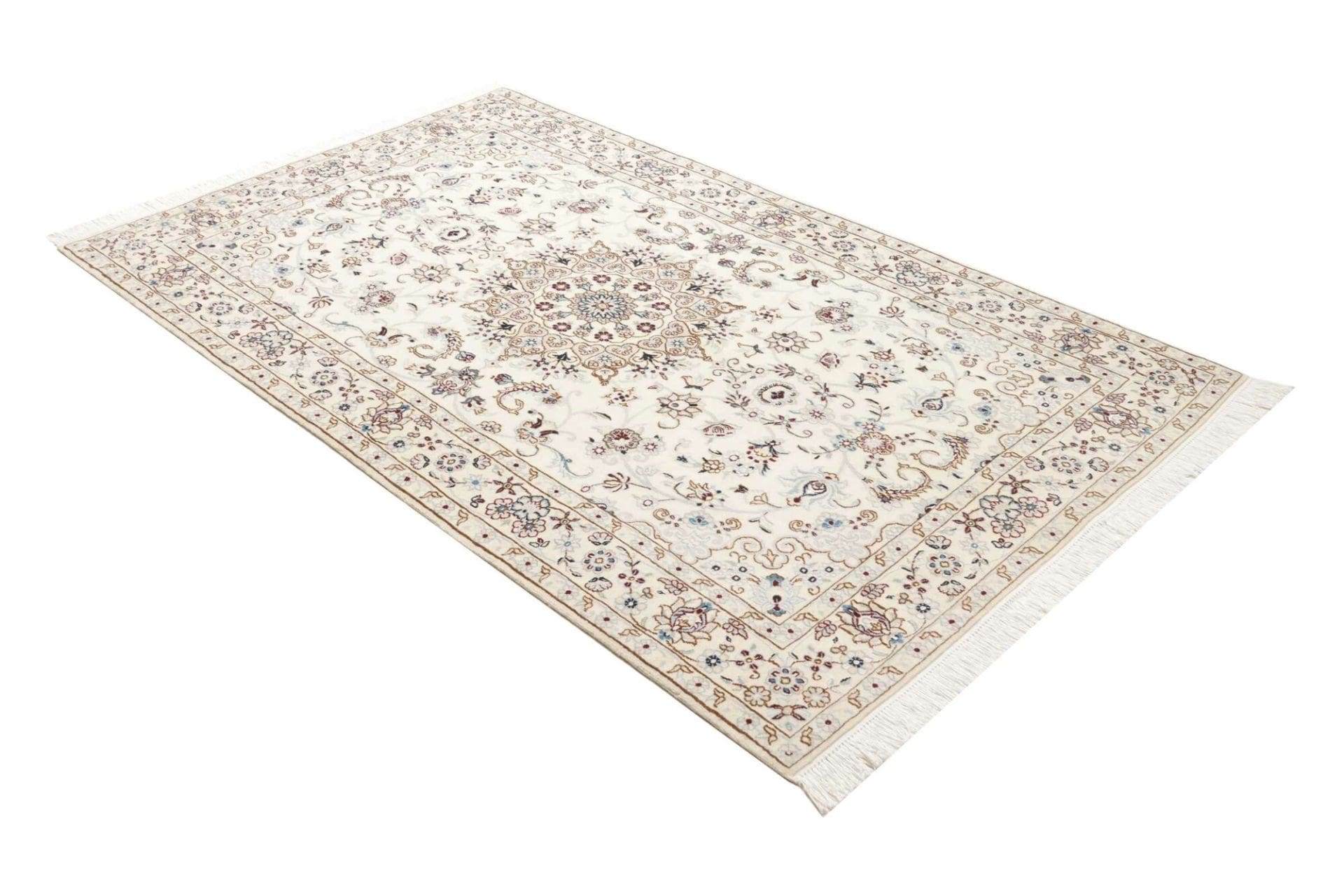 Nain Perserteppich aus Iran, 128 × 210 cm