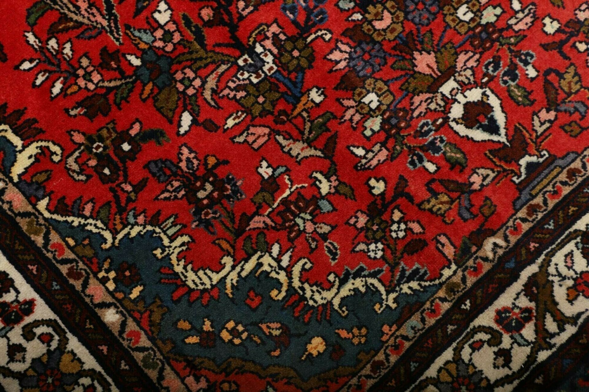 Hamadan Herati Perserteppich aus Iran, 131 × 195 cm