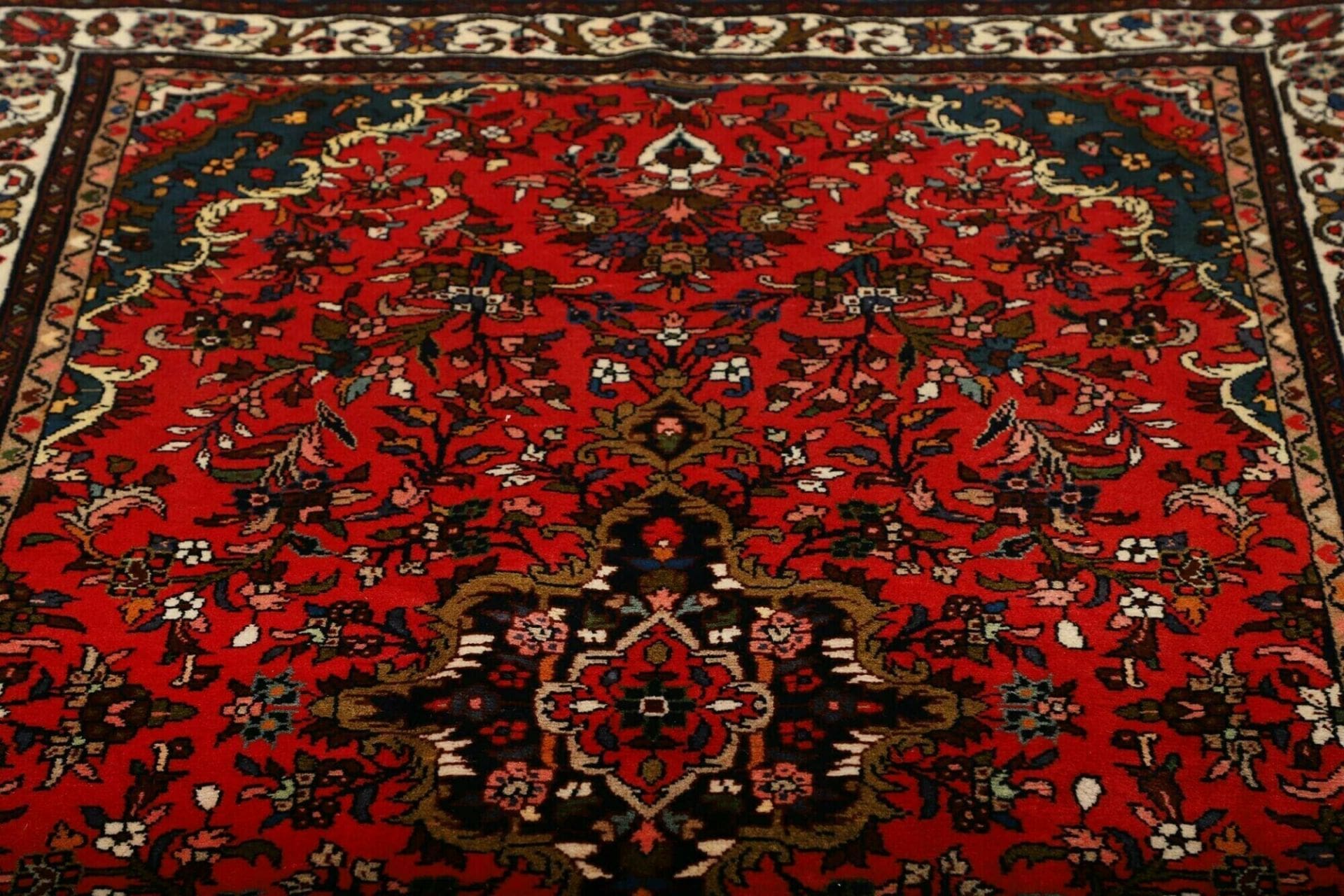 Hamadan Herati Perserteppich aus Iran, 131 × 195 cm