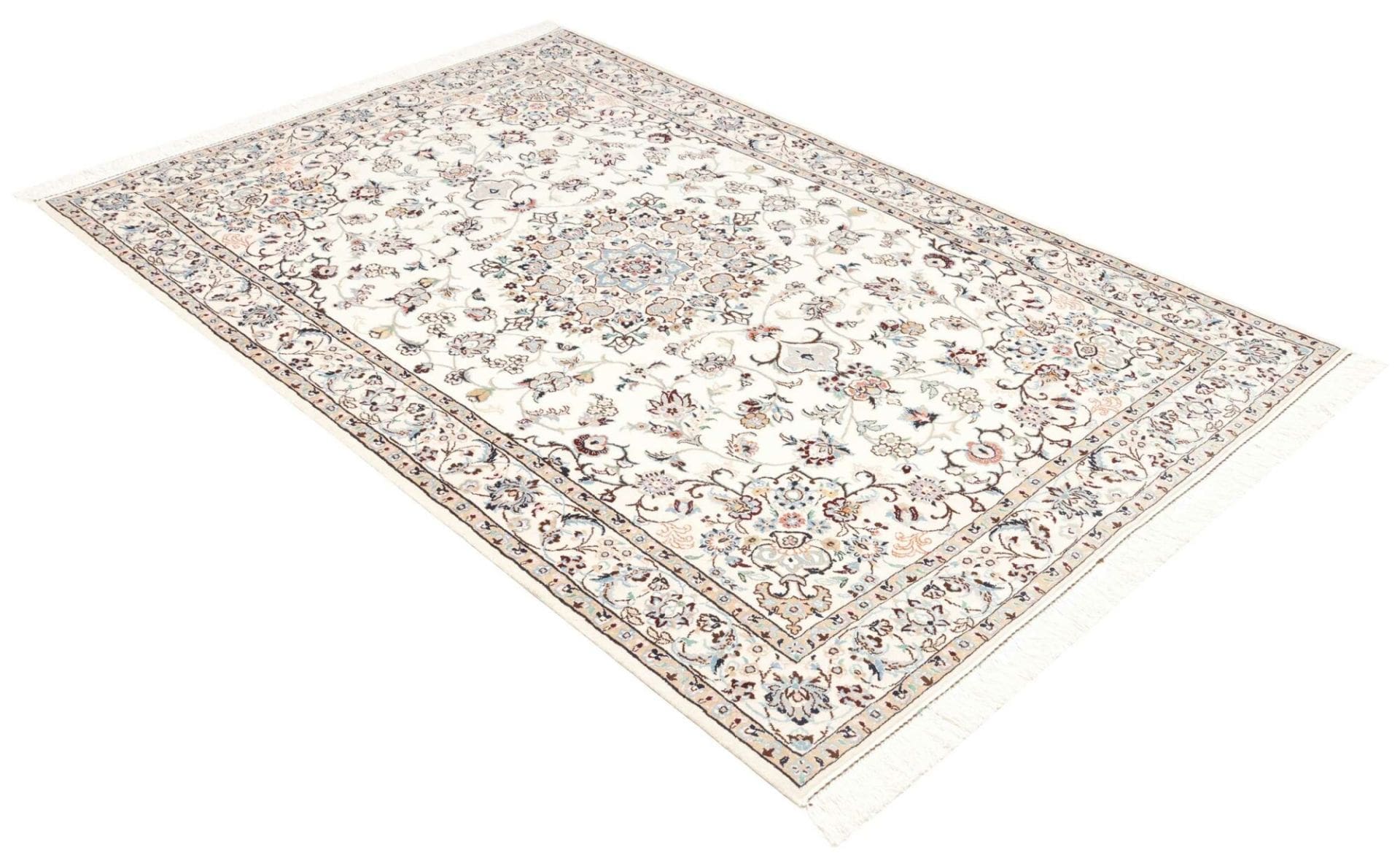 Nain Perserteppich aus Iran, 141 × 214 cm