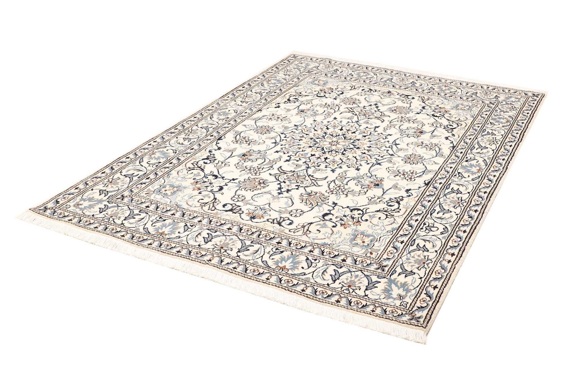 Nain Perserteppich aus Iran, 155 × 198 cm