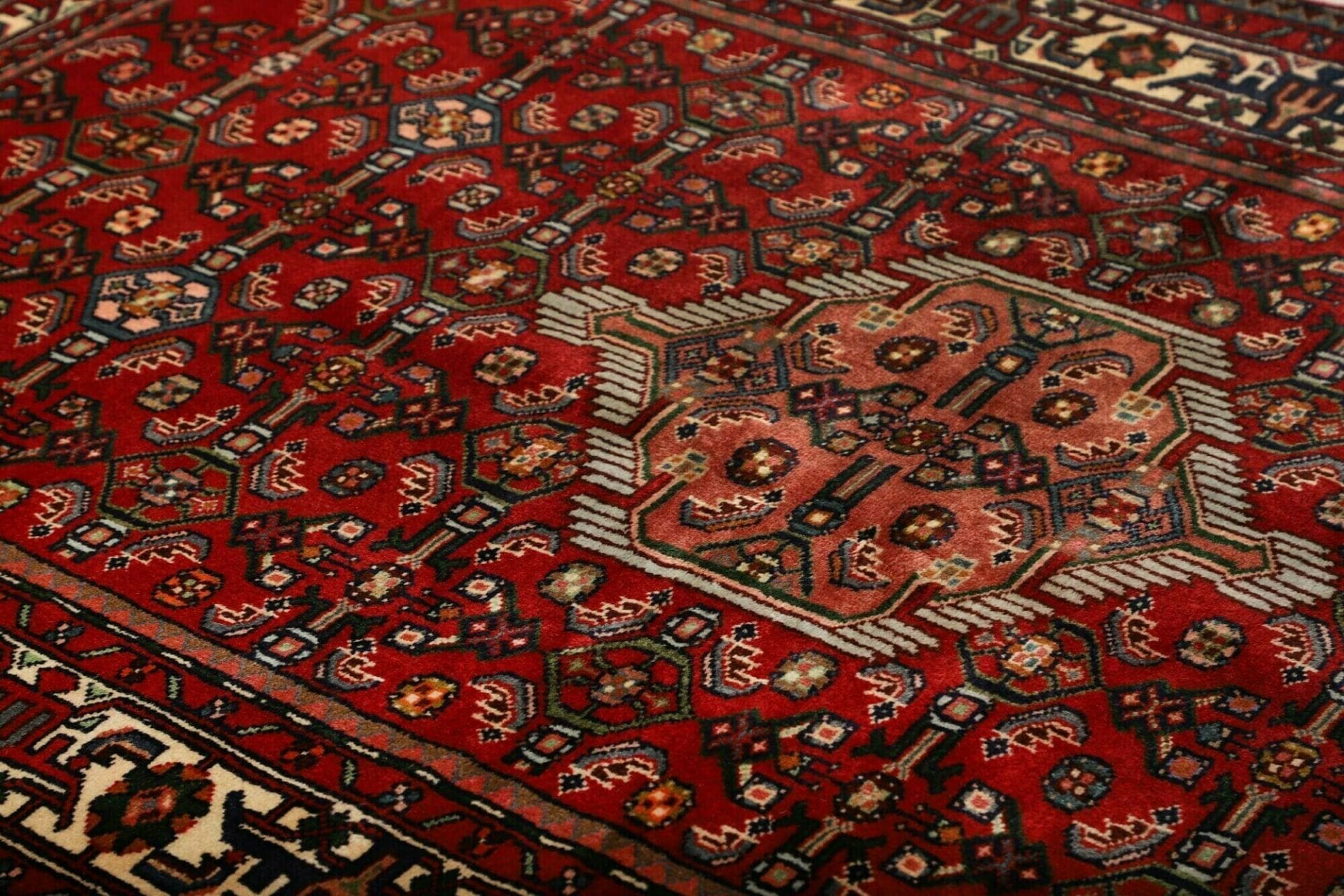Hamadan Herati Perserteppich aus Iran, 139 × 207 cm