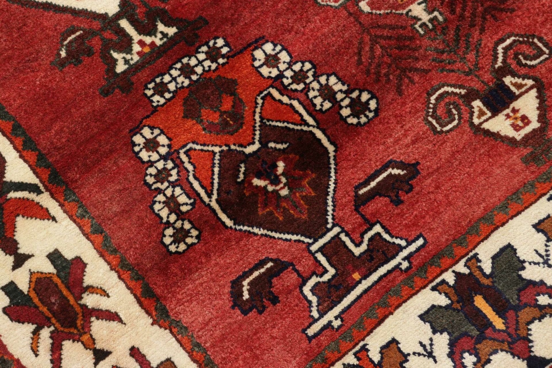 Handgeknüpfter Qashqai Perserteppich 125 × 210 cm
