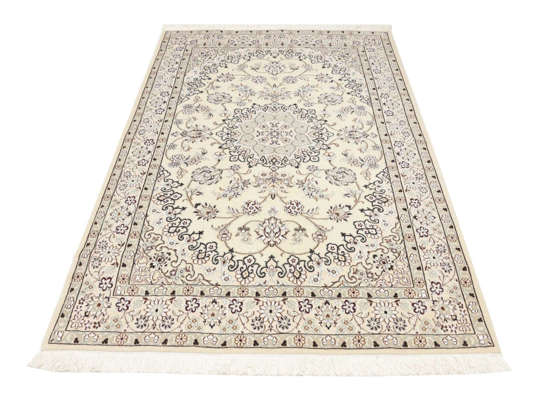 Nain Perserteppich aus Iran, 131 × 205 cm