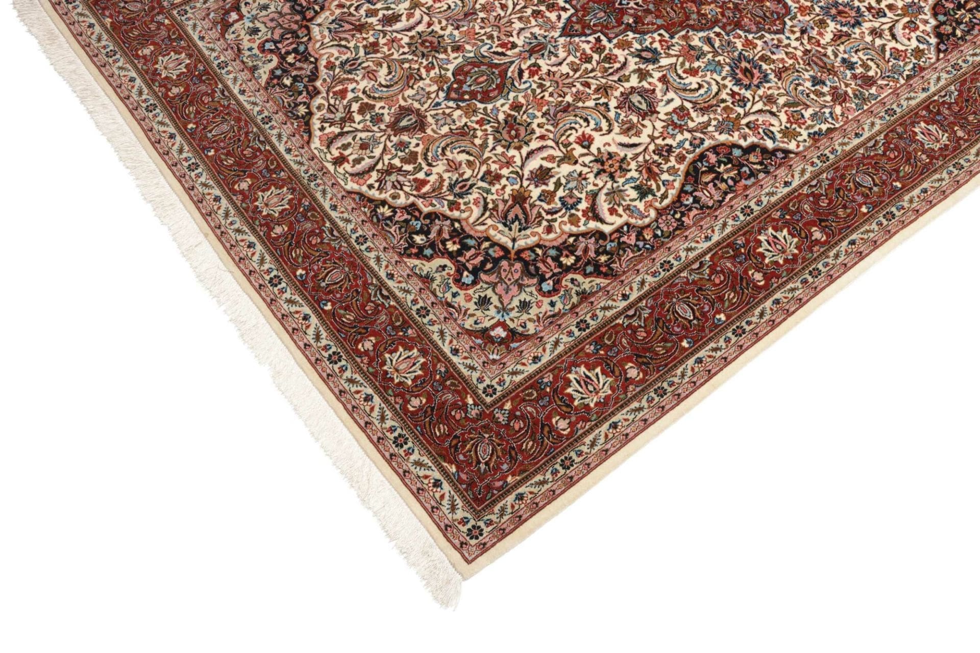 Isfahan Perserteppich aus Iran, 141 × 212 cm