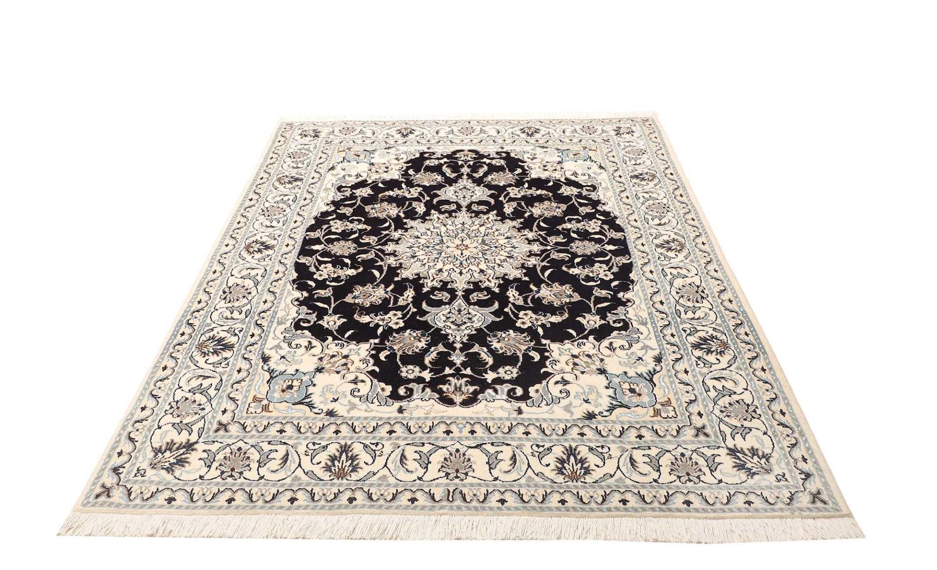 Nain Perserteppich aus Iran, 153 × 205 cm