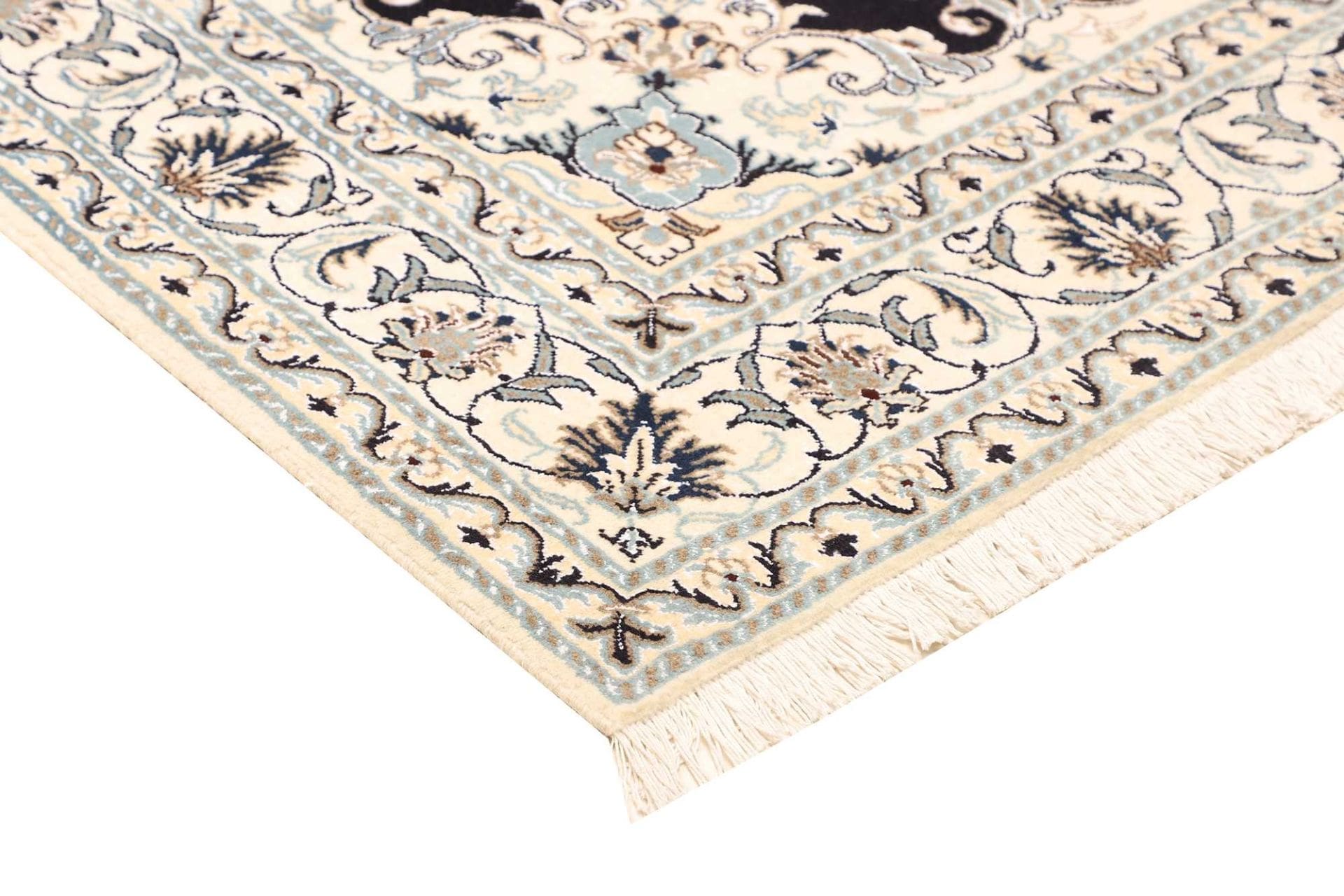 Nain Perserteppich aus Iran, 153 × 205 cm