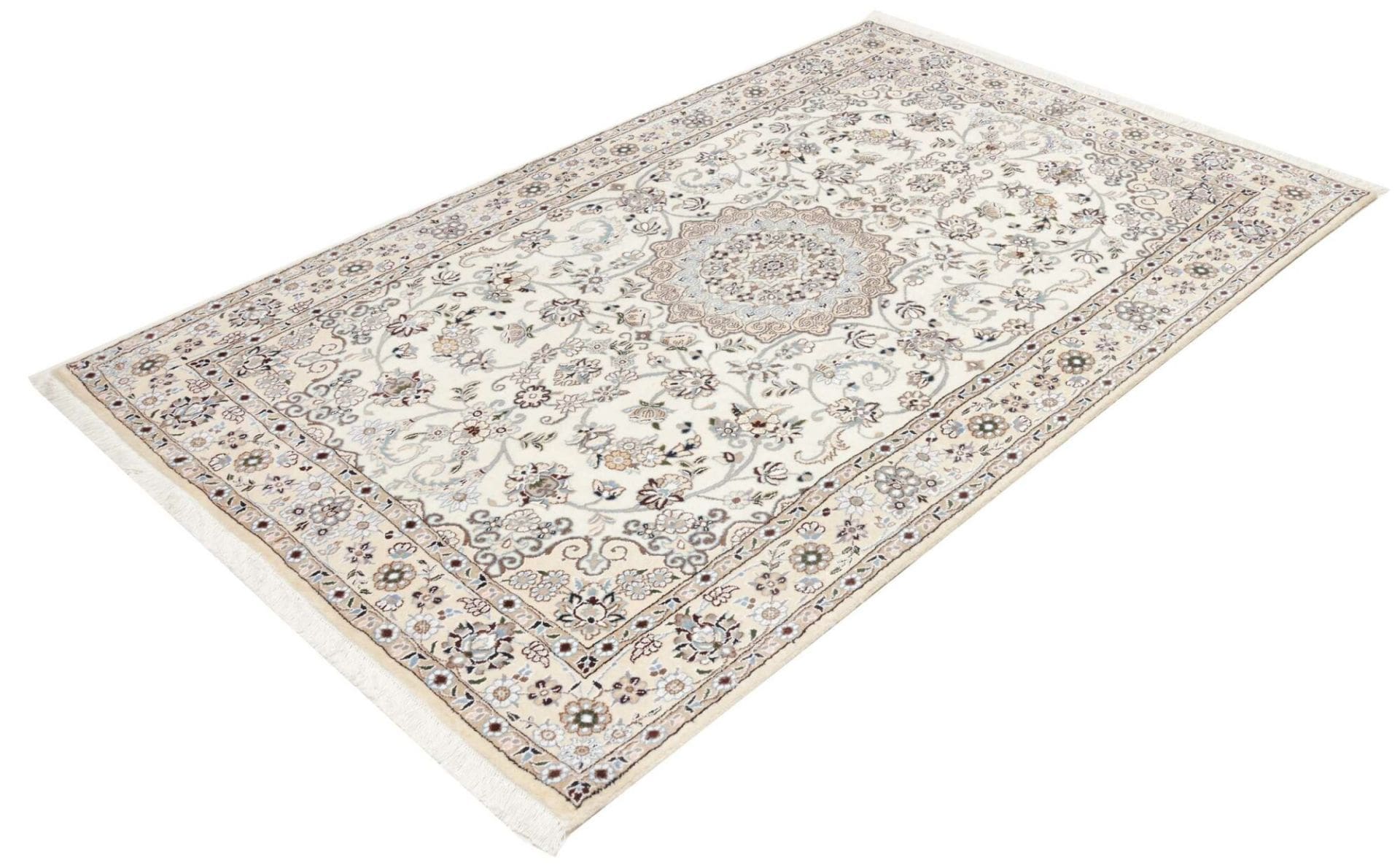 Handgeknüpfter Nain Perserteppich 136 × 210 cm