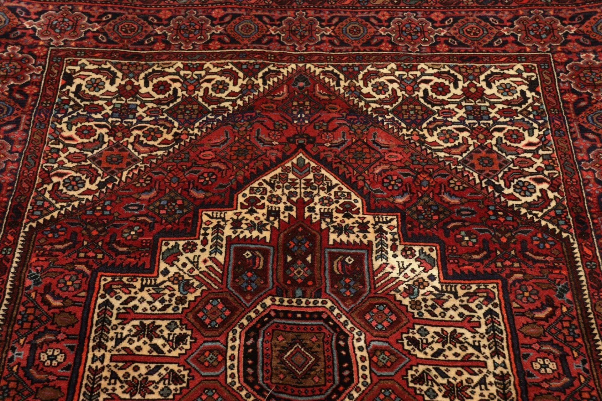 Handgeknüpfter Perserteppich 125 × 200 cm