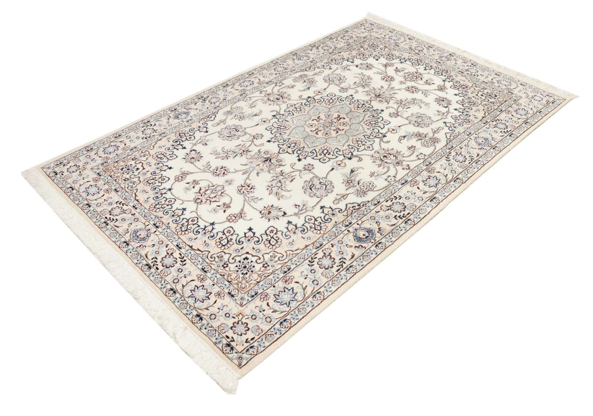 Nain Perserteppich aus Iran, 133 × 206 cm
