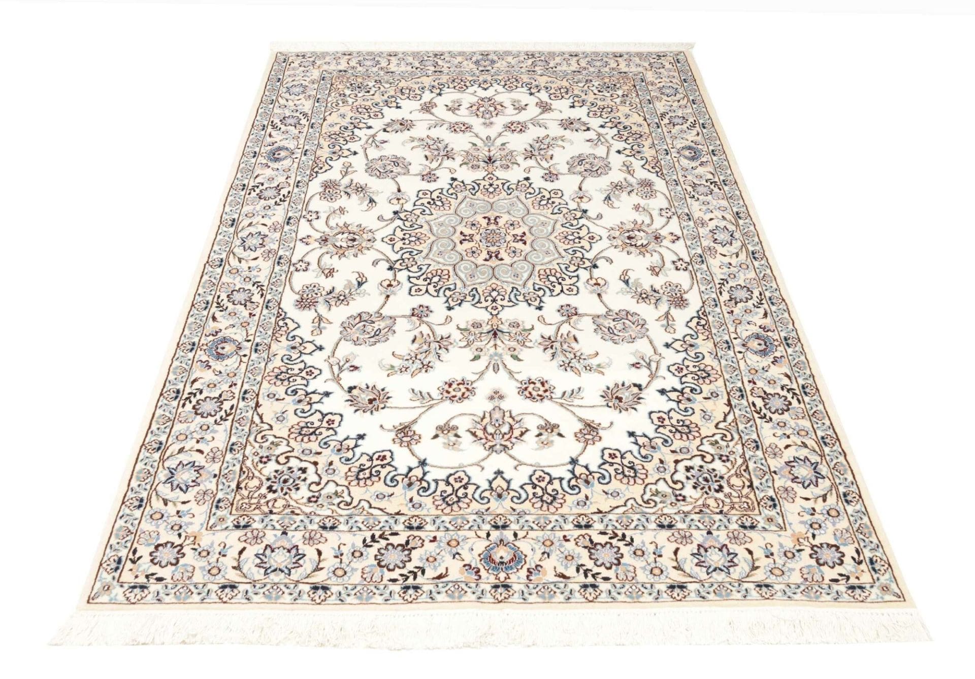 Nain Perserteppich aus Iran, 133 × 206 cm