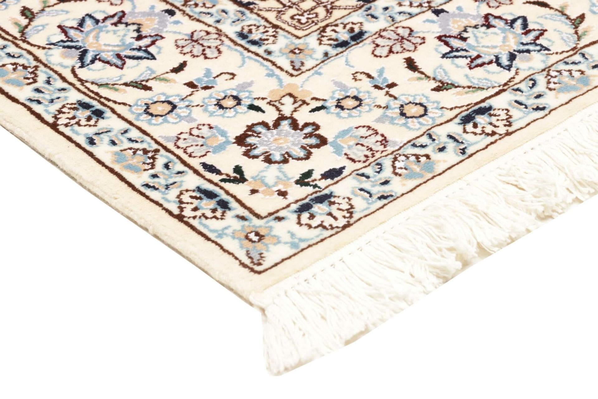 Nain Perserteppich aus Iran, 133 × 206 cm