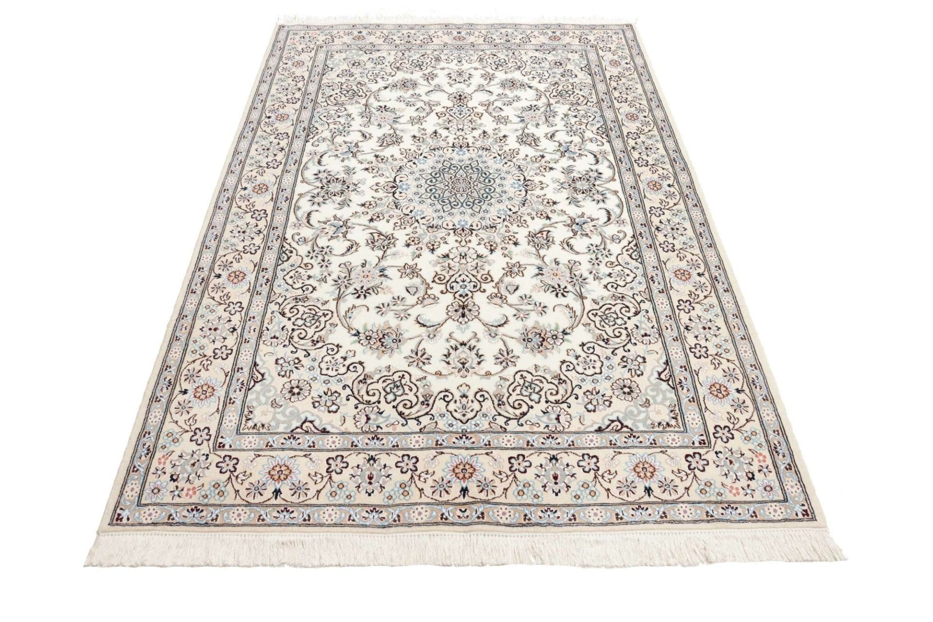 Nain Perserteppich 138 × 210 cm aus Wolle, handgeknüpft