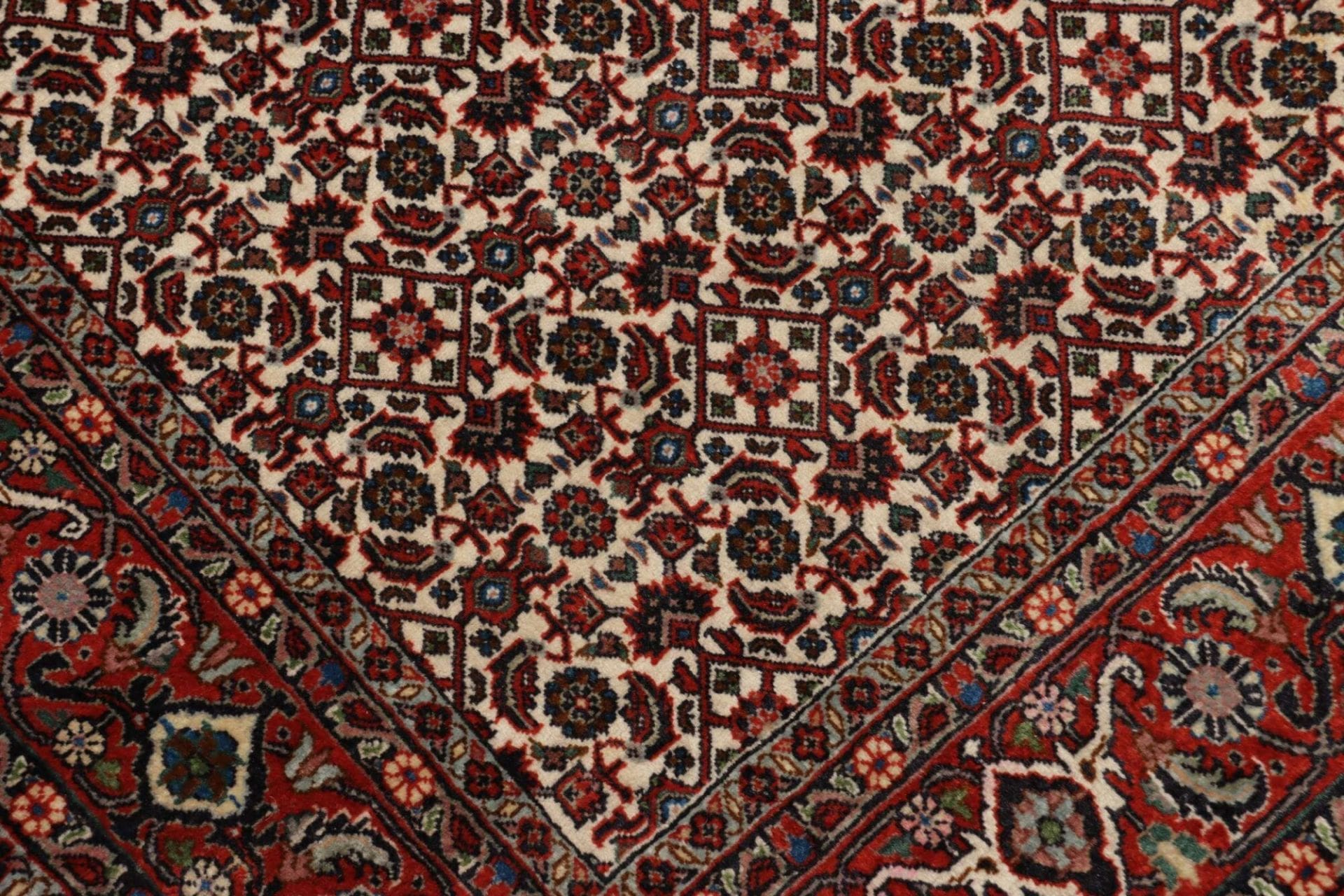 Bijar Perserteppich aus Iran, 141 × 216 cm