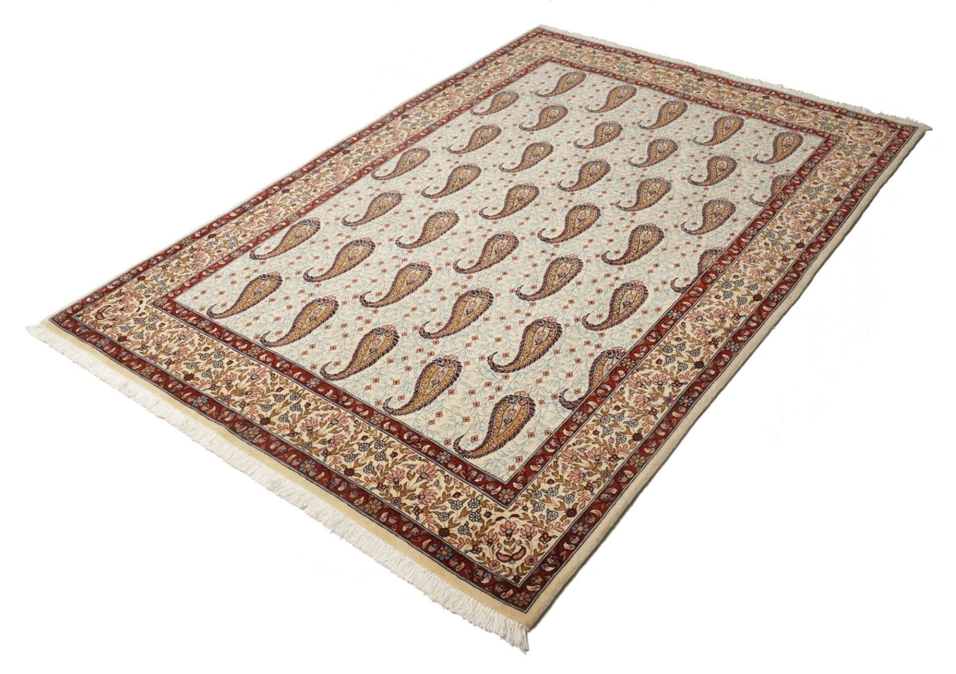 Handgeknüpfter Isfahan Perserteppich, 144 × 203 cm, Wolle & Seide