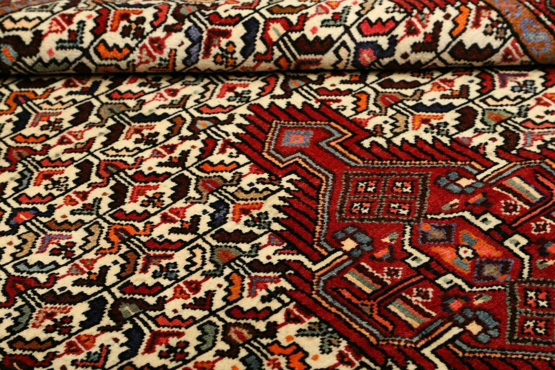 Hamadan Herati Perserteppich aus Iran, 131 × 208 cm