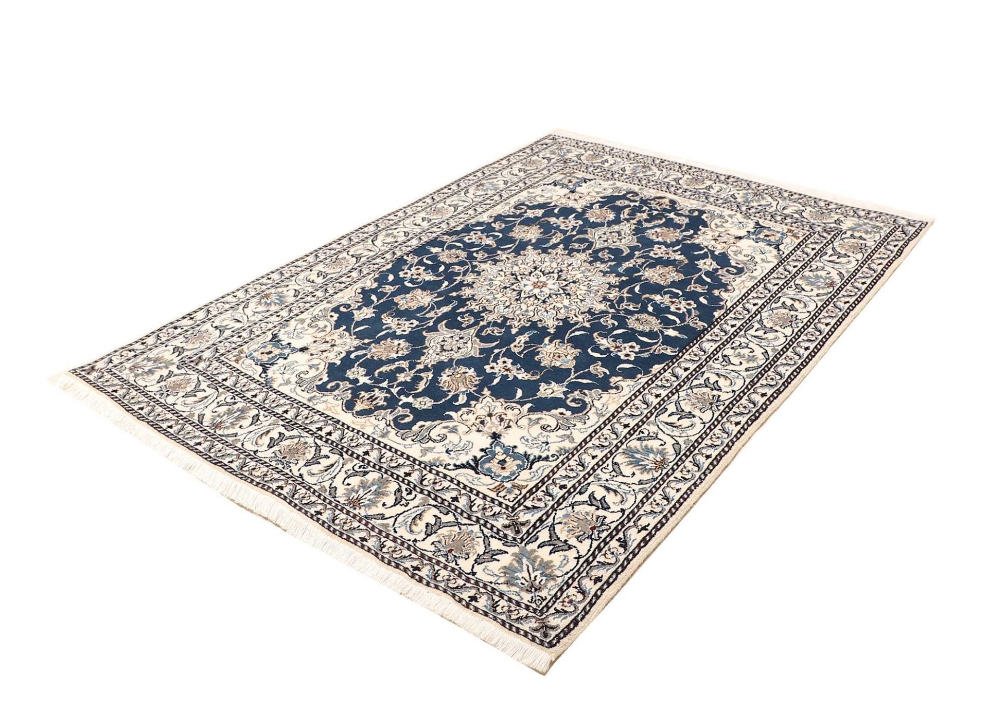Handgeknüpfter Nain Perserteppich 153 × 210 cm