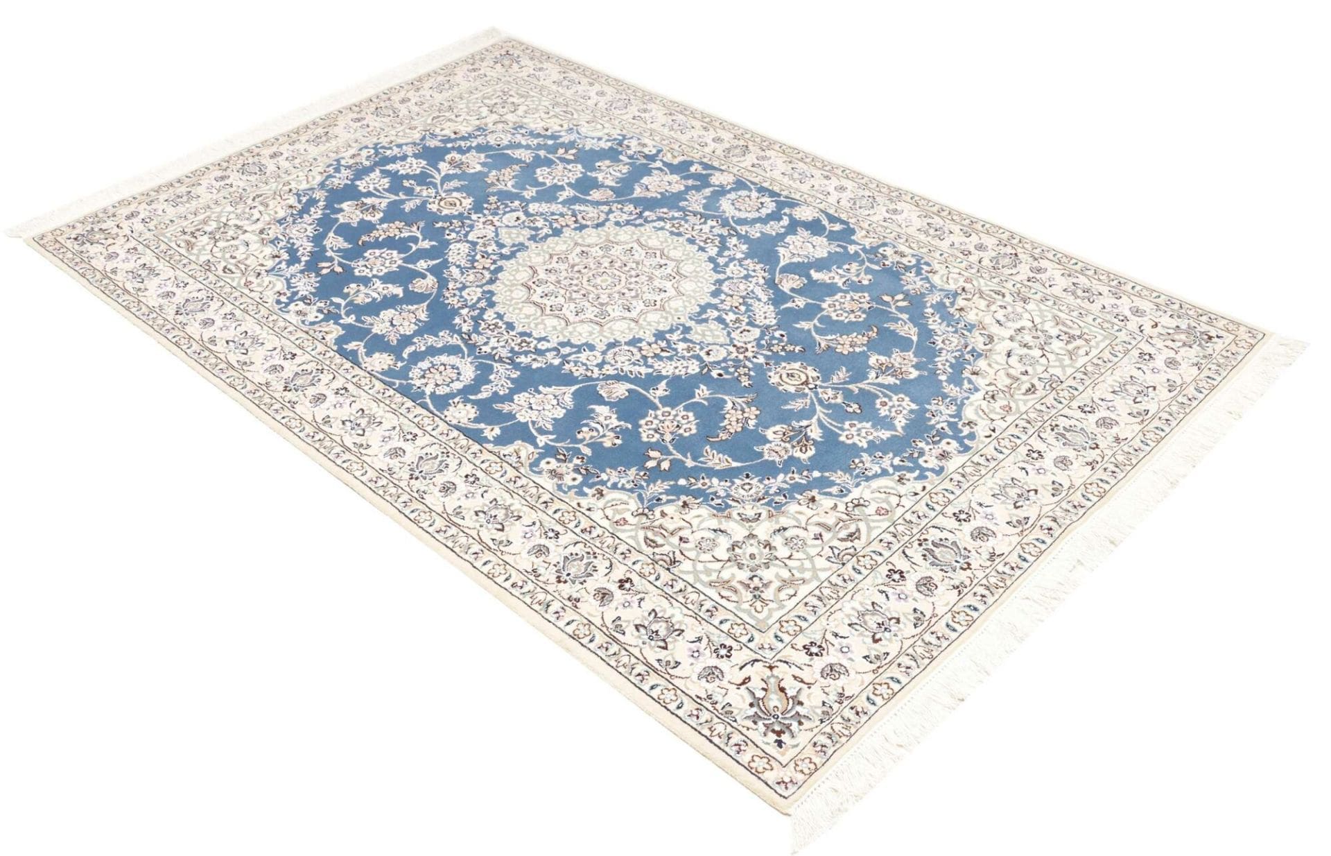 Nain Perserteppich aus Iran, 131 × 200 cm