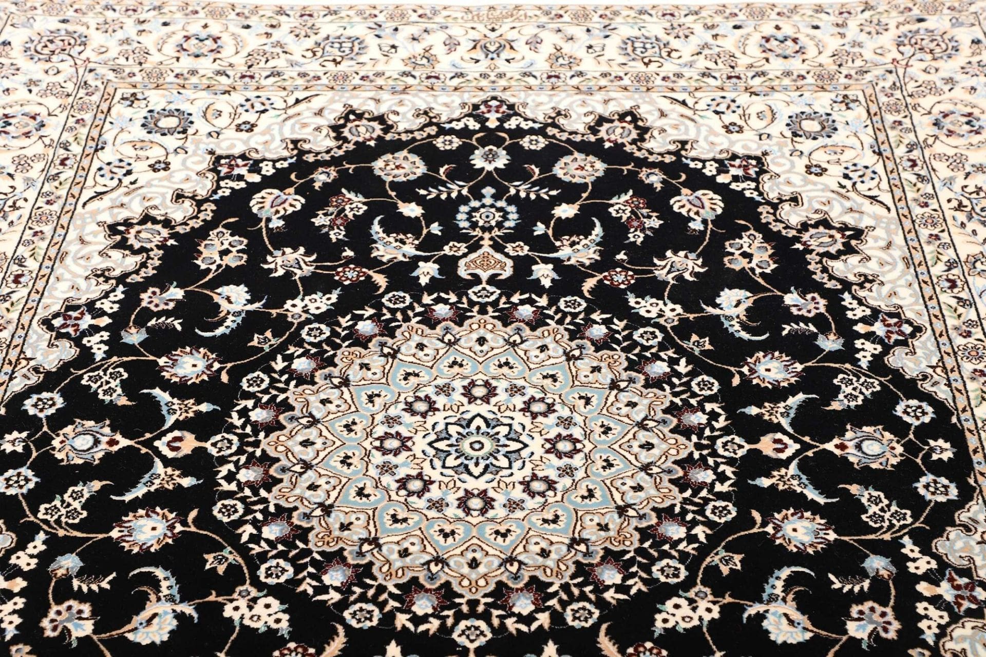 Handgeknüpfter Nain Perserteppich, 162 × 205 cm, Wolle