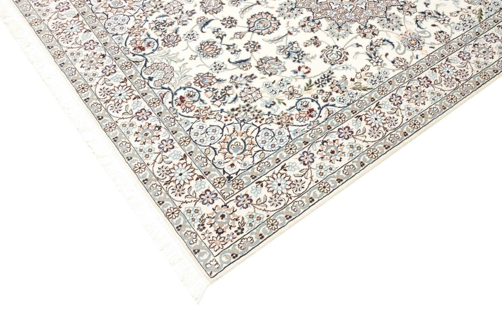 Nain Perserteppich aus Iran, 133 × 208 cm