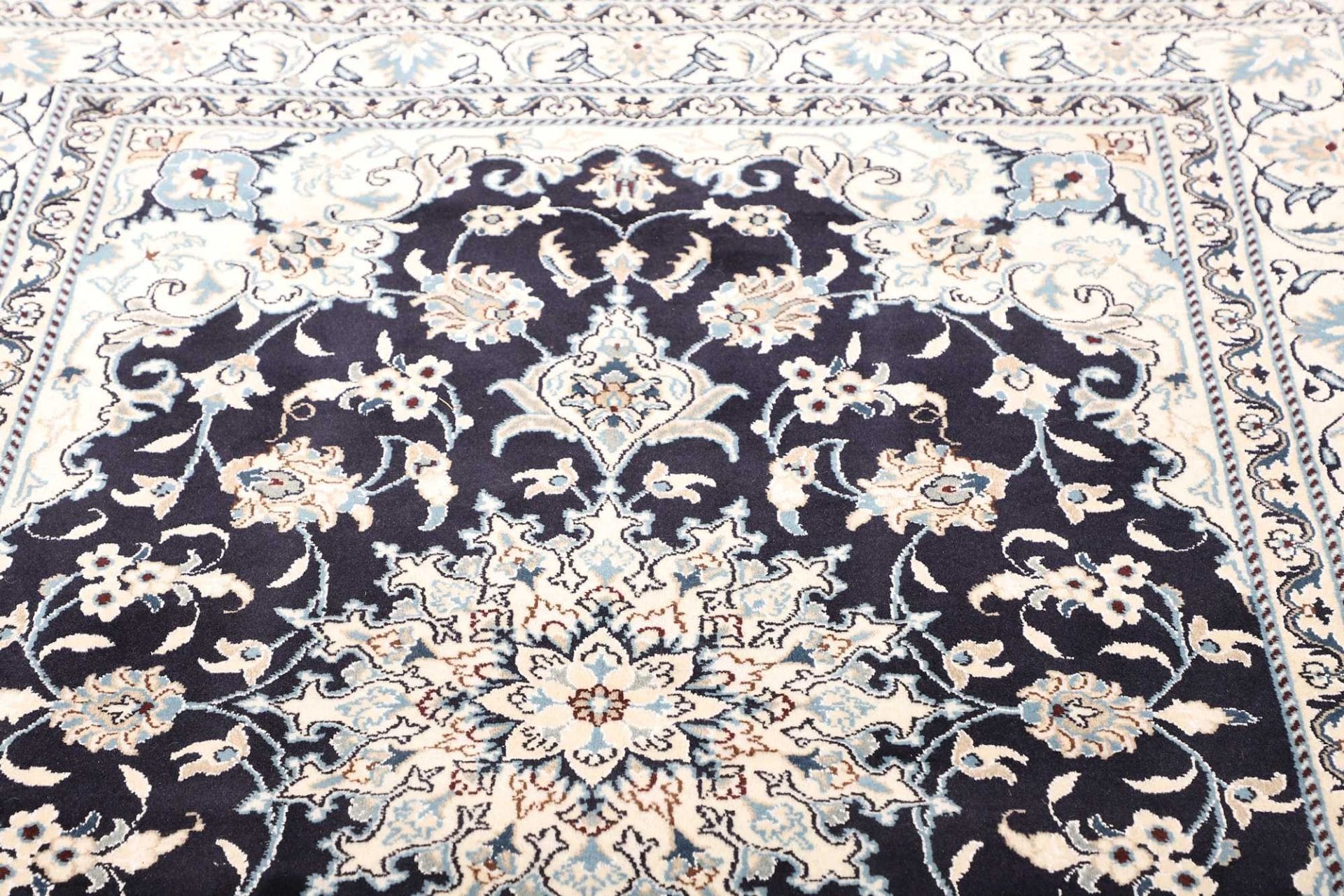 Handgeknüpfter Nain Perserteppich, 153 × 203 cm, Wolle