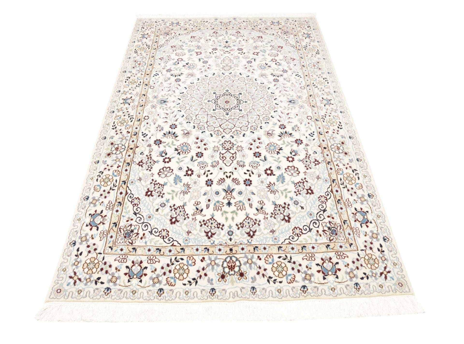 Nain Perserteppich 135 × 208 cm aus Wolle, handgeknüpft