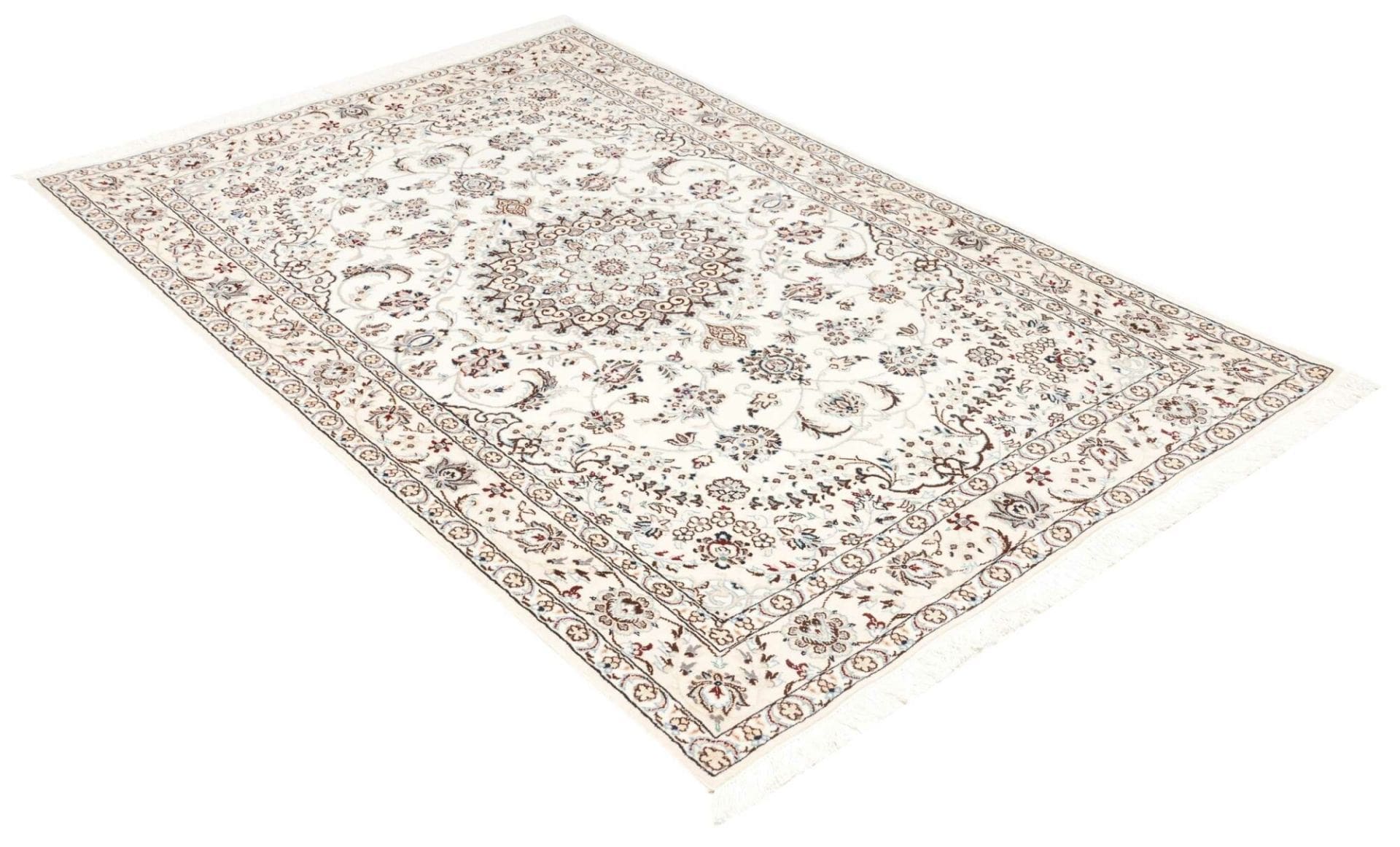 Nain Perserteppich aus Iran, 133 × 206 cm
