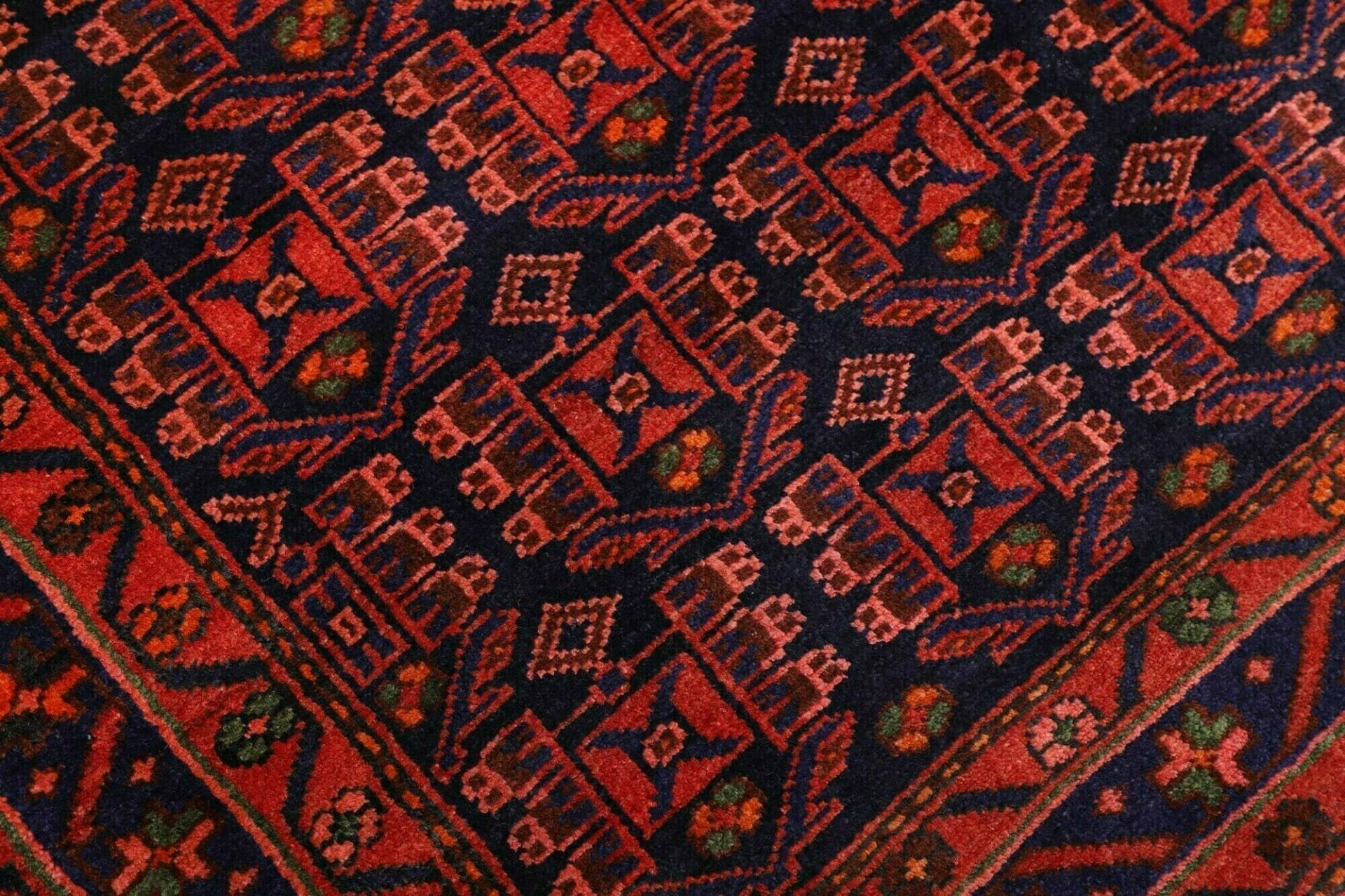 Hamadan Perserteppich 146 × 200 cm aus Wolle, handgeknüpft