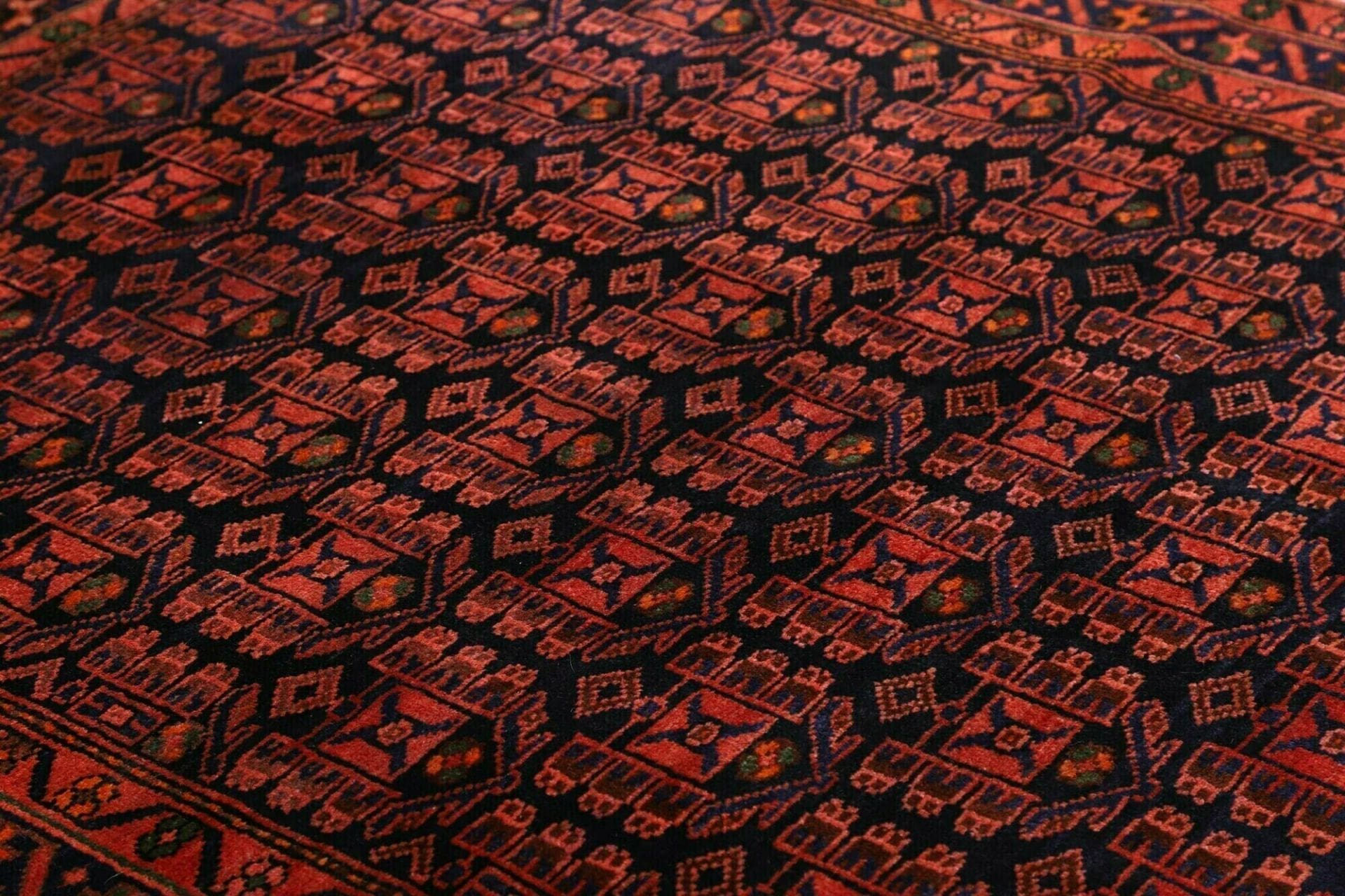 Hamadan Perserteppich 146 × 200 cm aus Wolle, handgeknüpft