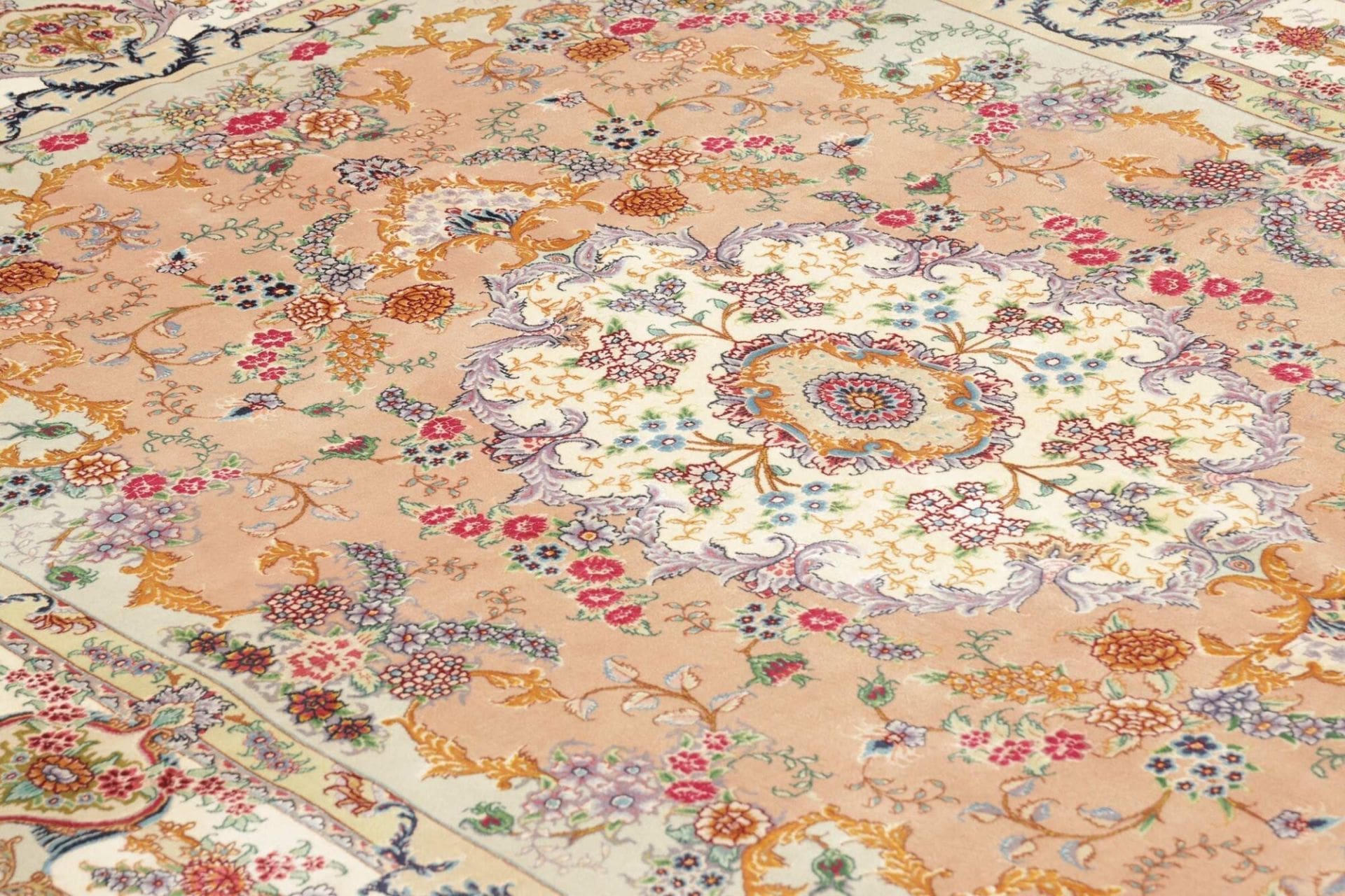 Täbriz Perserteppich aus Iran, 153 × 210 cm