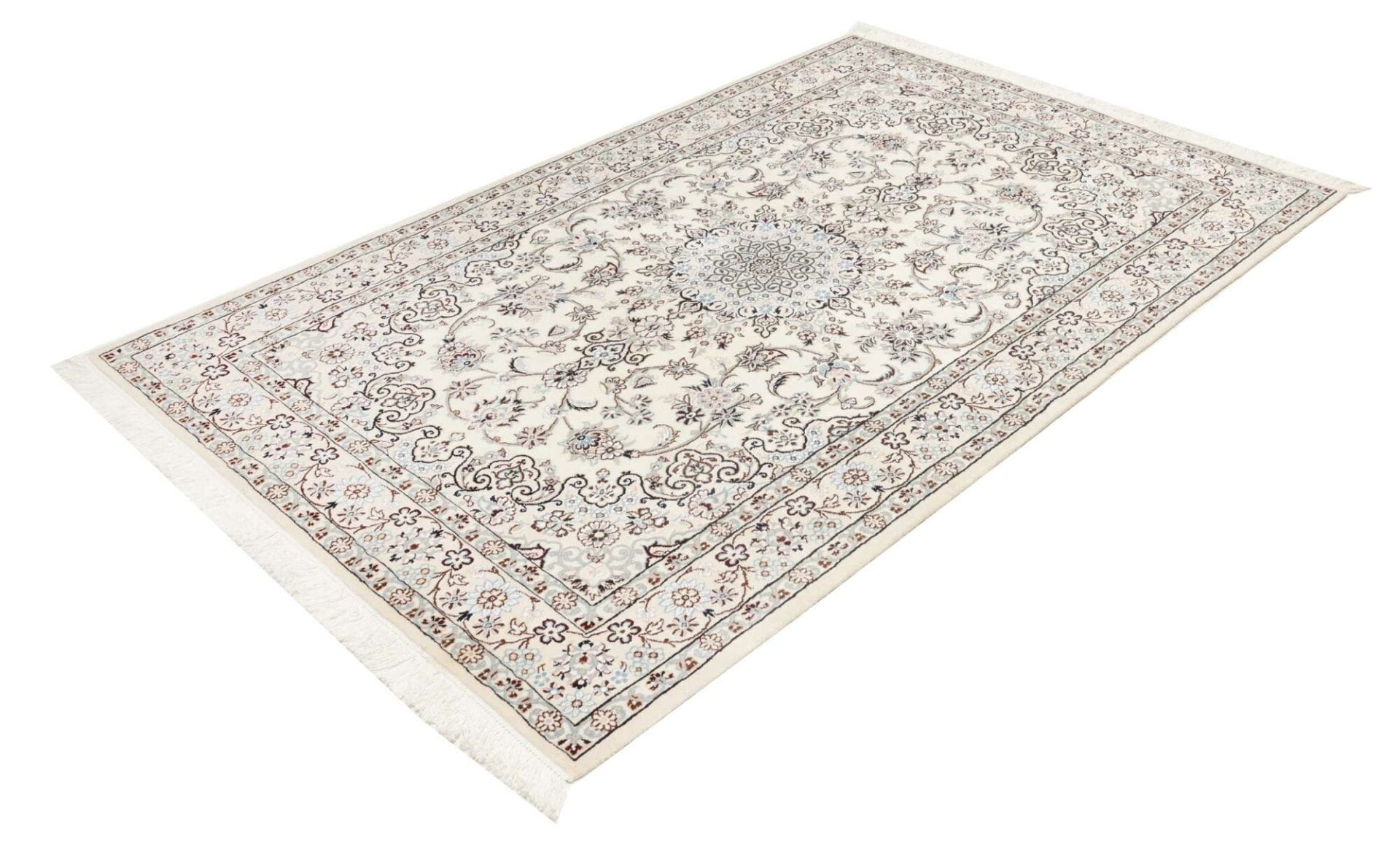 Nain Perserteppich aus Iran, 135 × 205 cm
