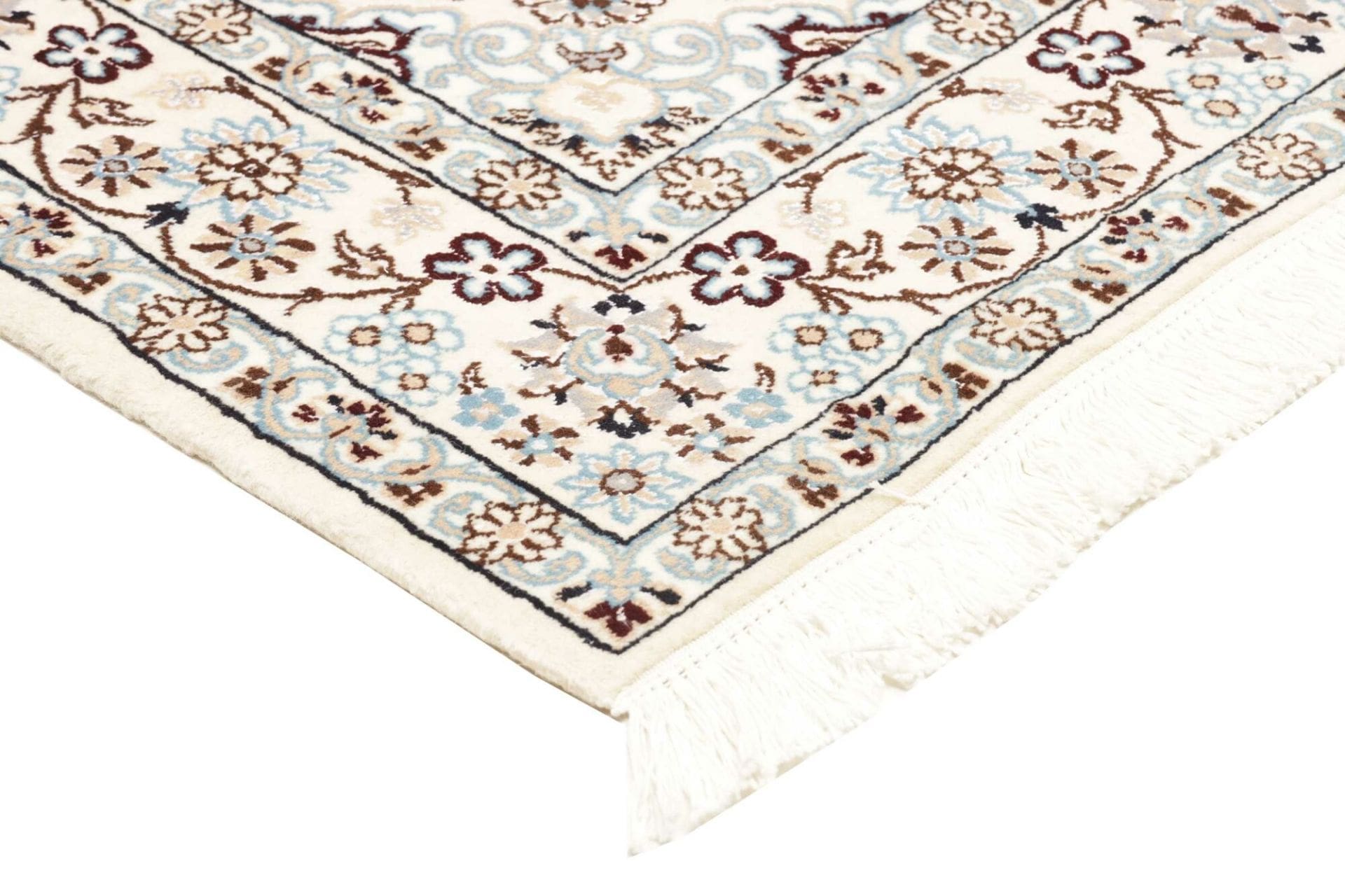 Nain Perserteppich aus Iran, 135 × 205 cm