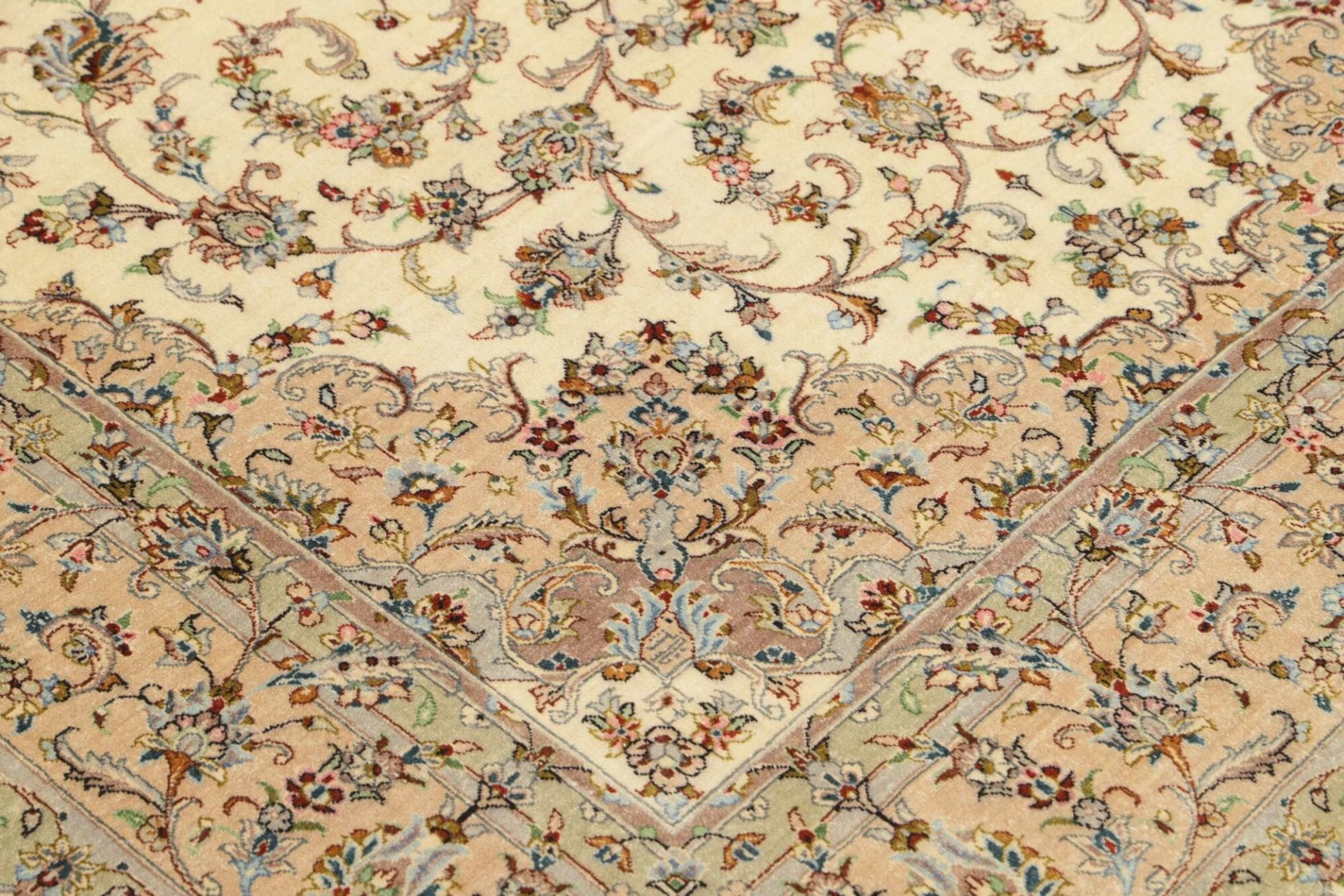 Ghom Perserteppich aus Iran, 129 × 198 cm