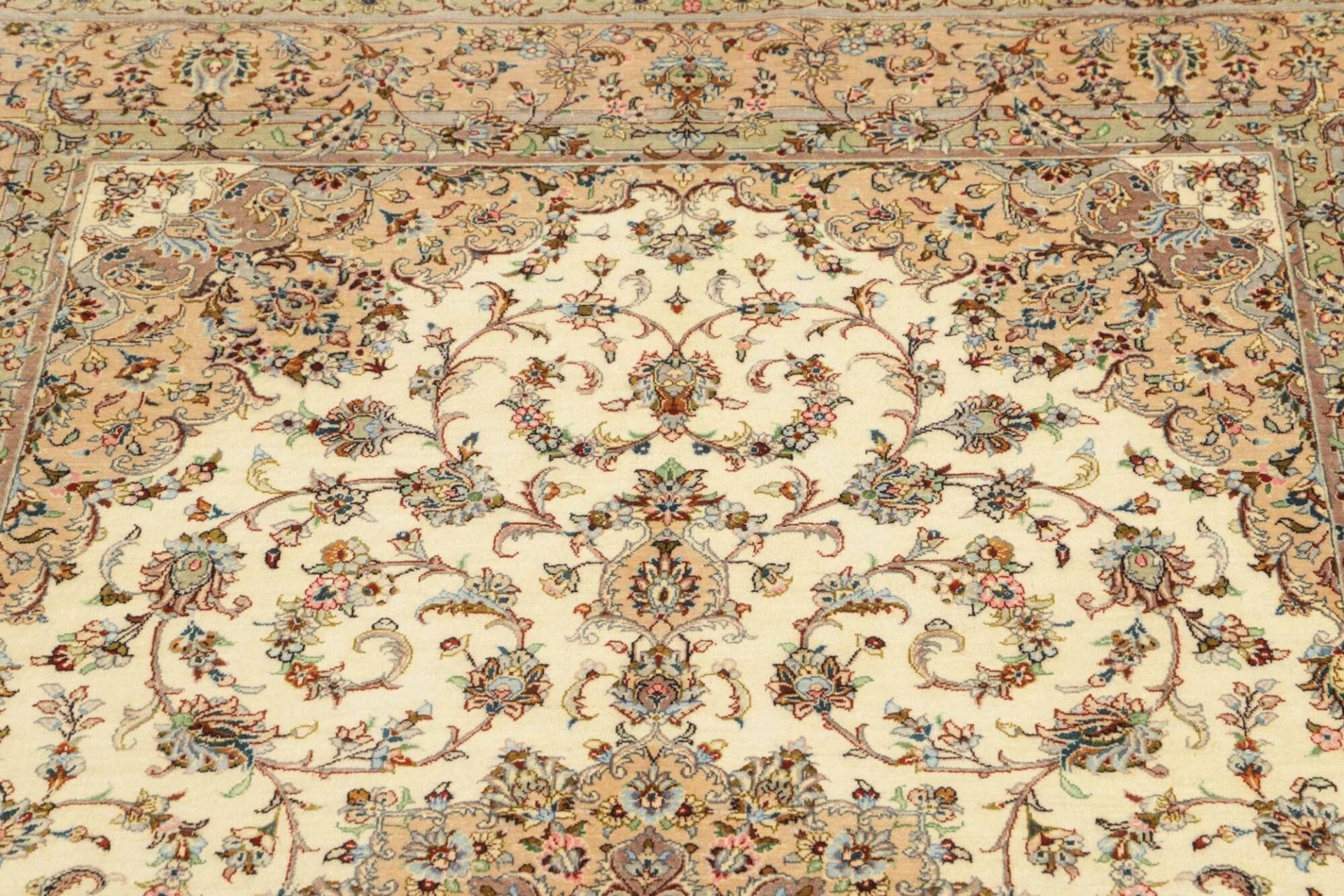 Ghom Perserteppich aus Iran, 129 × 198 cm