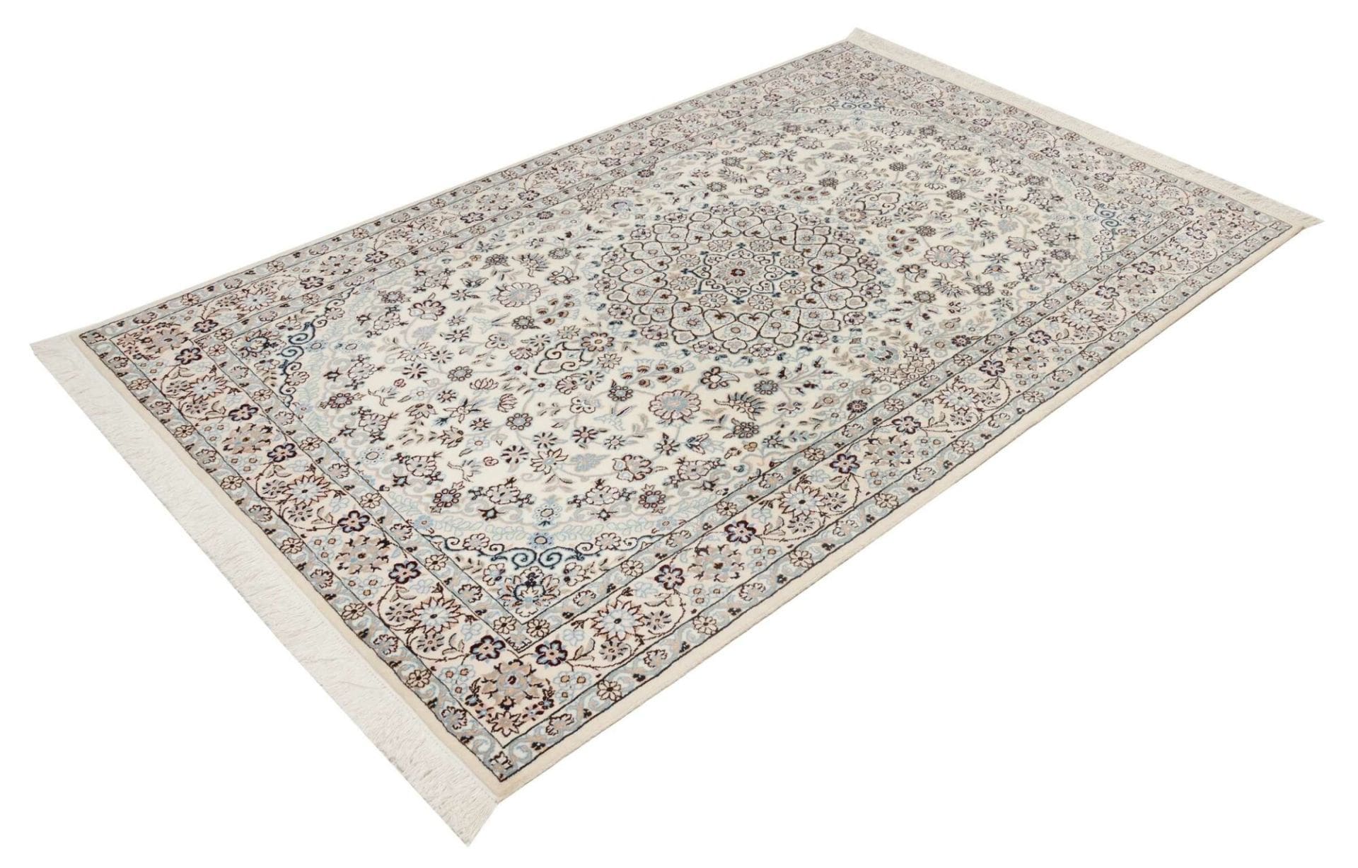 Handgeknüpfter Nain Perserteppich, 133 × 207 cm, Wolle