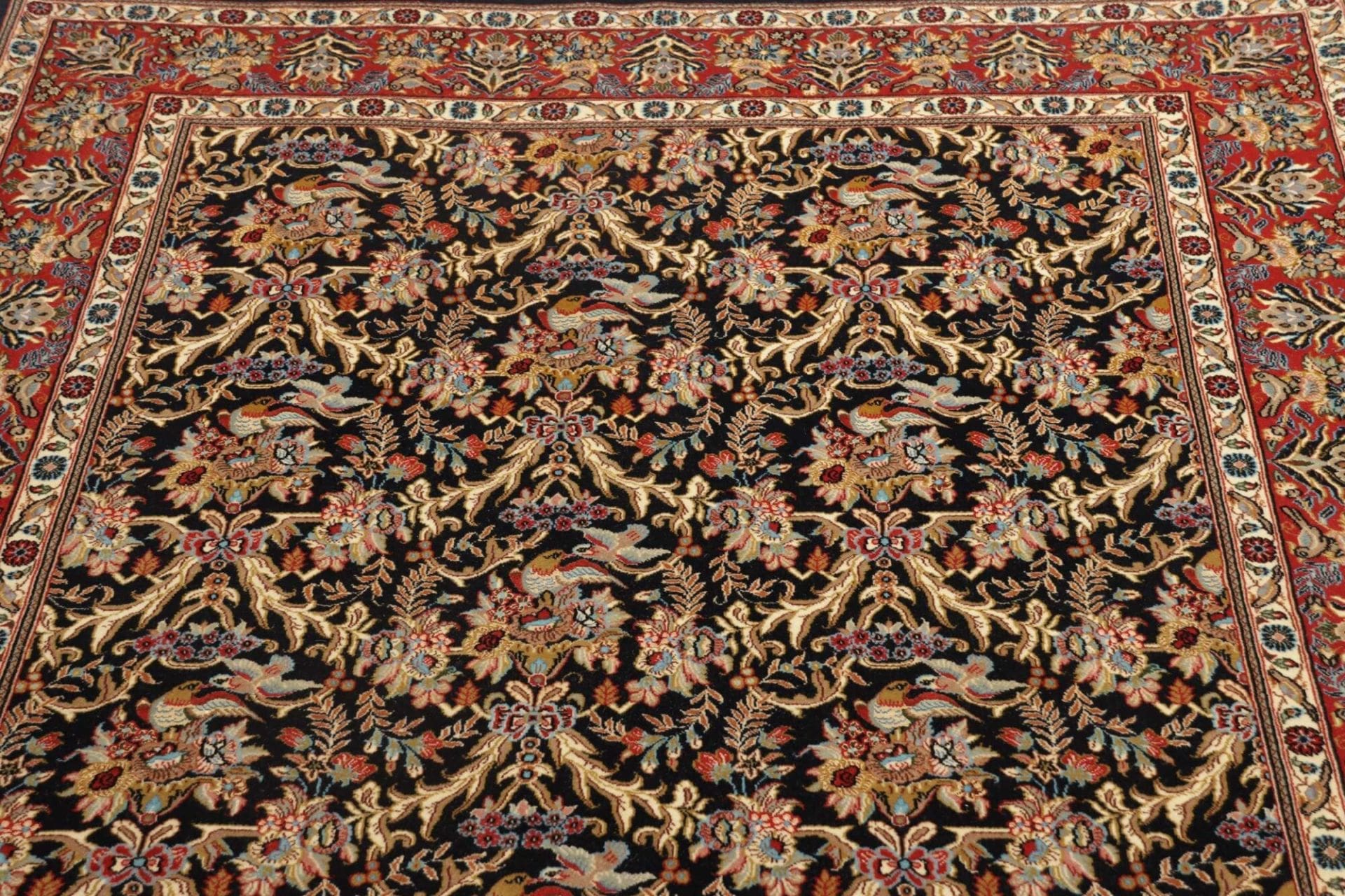 Isfahan Perserteppich aus Iran, 137 × 202 cm