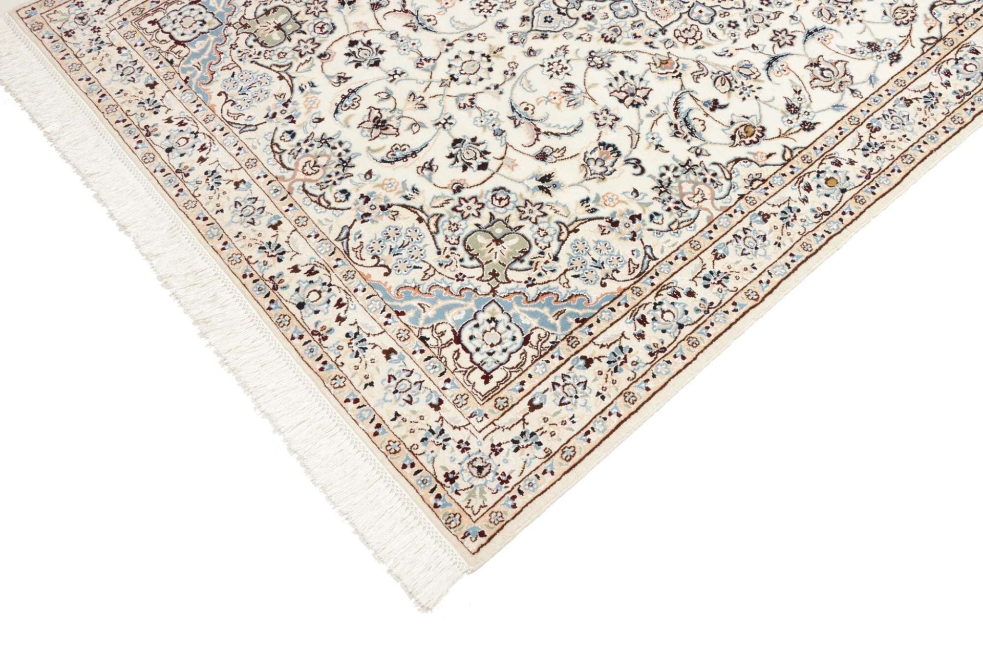Nain Perserteppich aus Iran, 135 × 208 cm