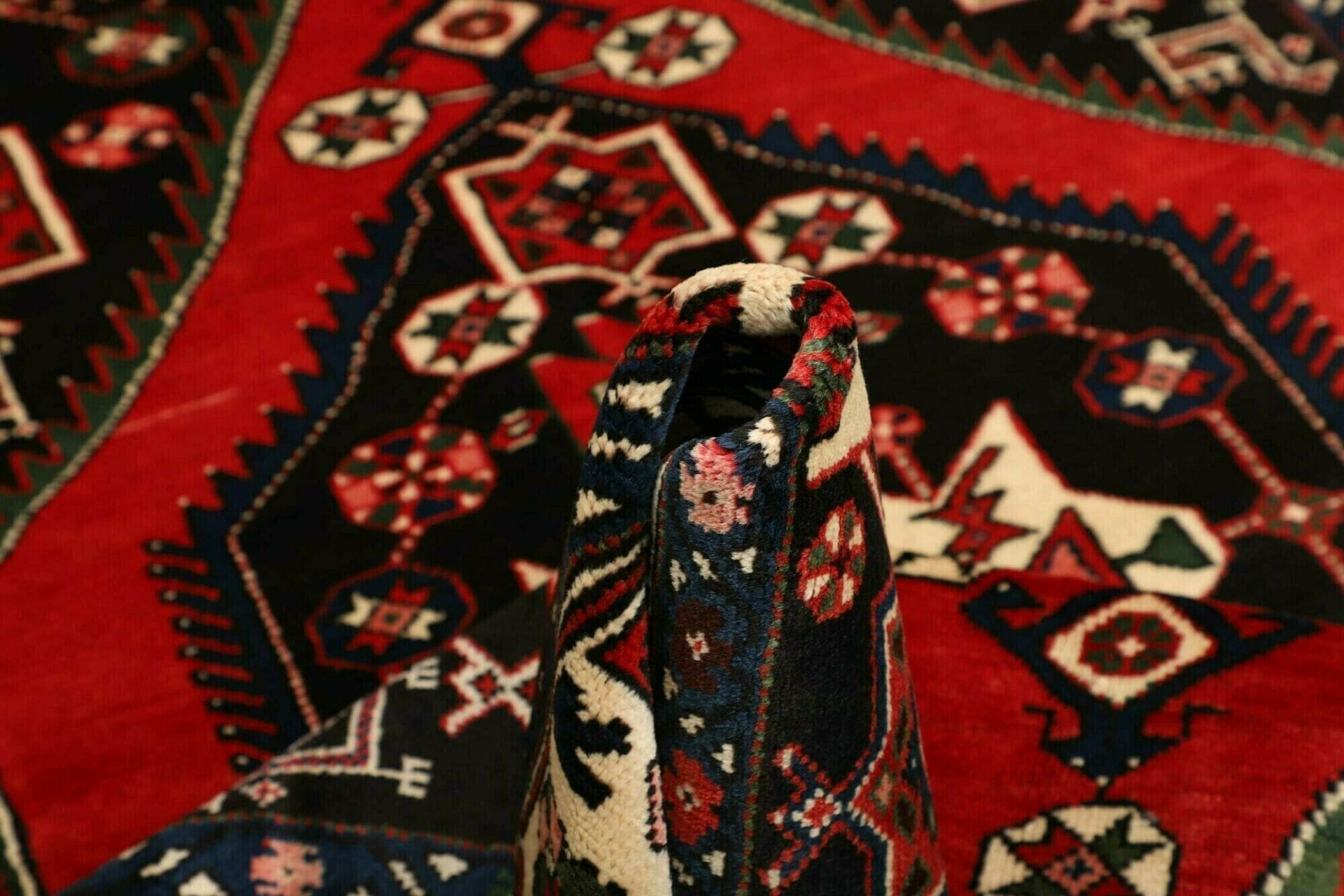 orientteppich-hamadan-141-x-203cm-schurwolle-geometrisches-muster-1-8 Hamadan Perserteppich 141 × 203 cm aus Wolle, handgeknüpft