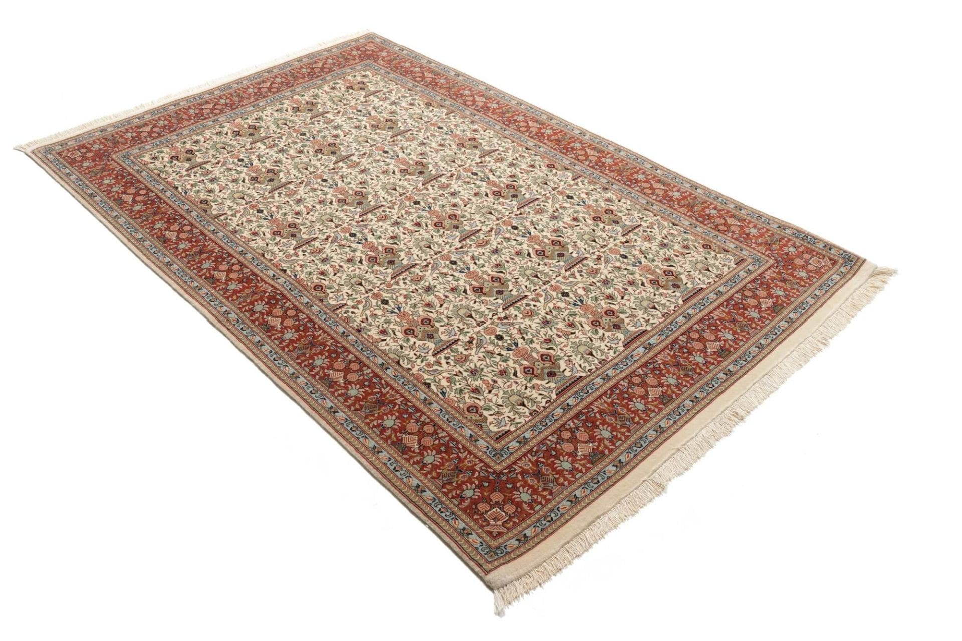 Handgeknüpfter Isfahan Perserteppich, 138 × 211 cm, Wolle & Seide