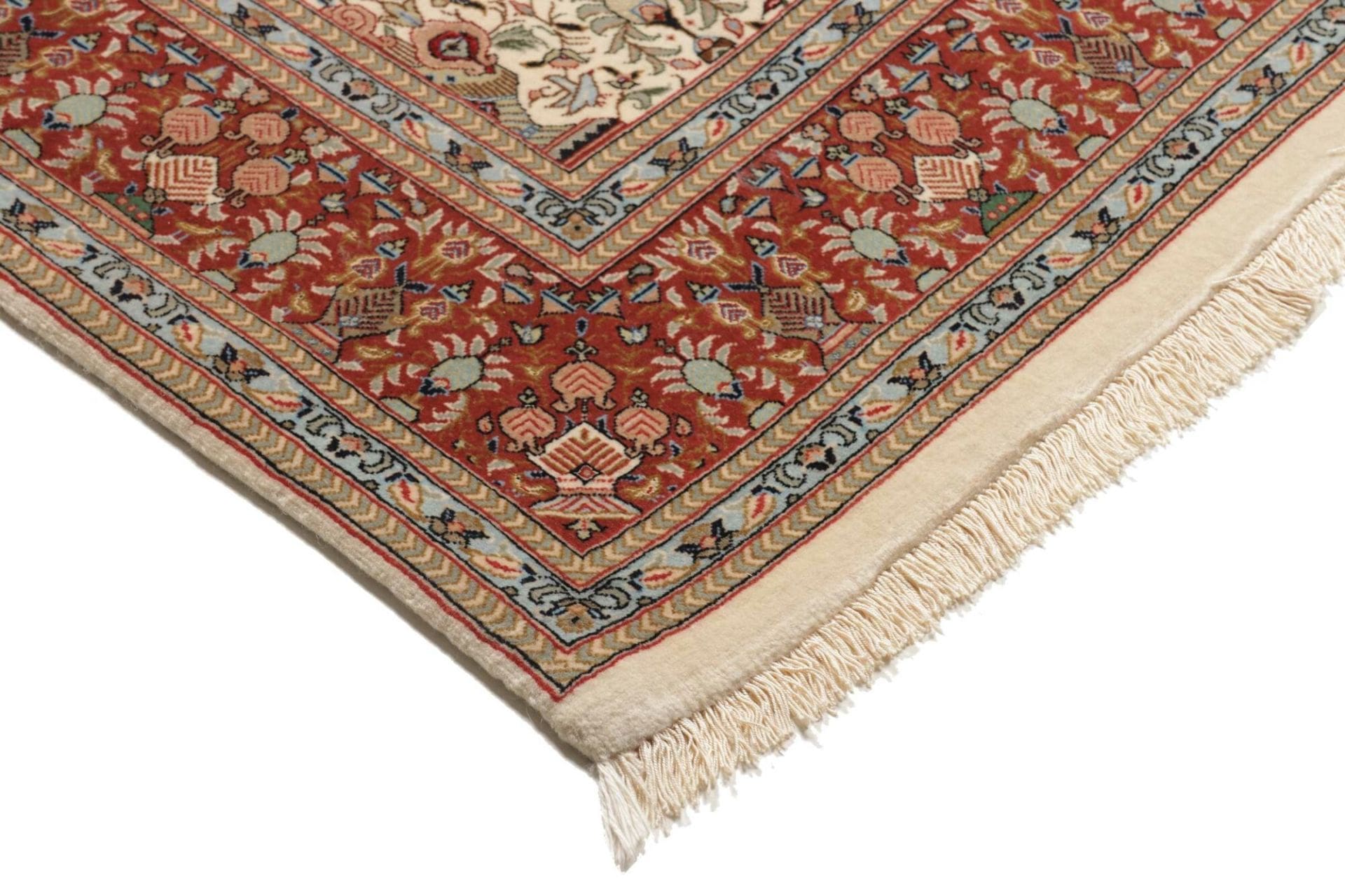 Handgeknüpfter Isfahan Perserteppich, 138 × 211 cm, Wolle & Seide