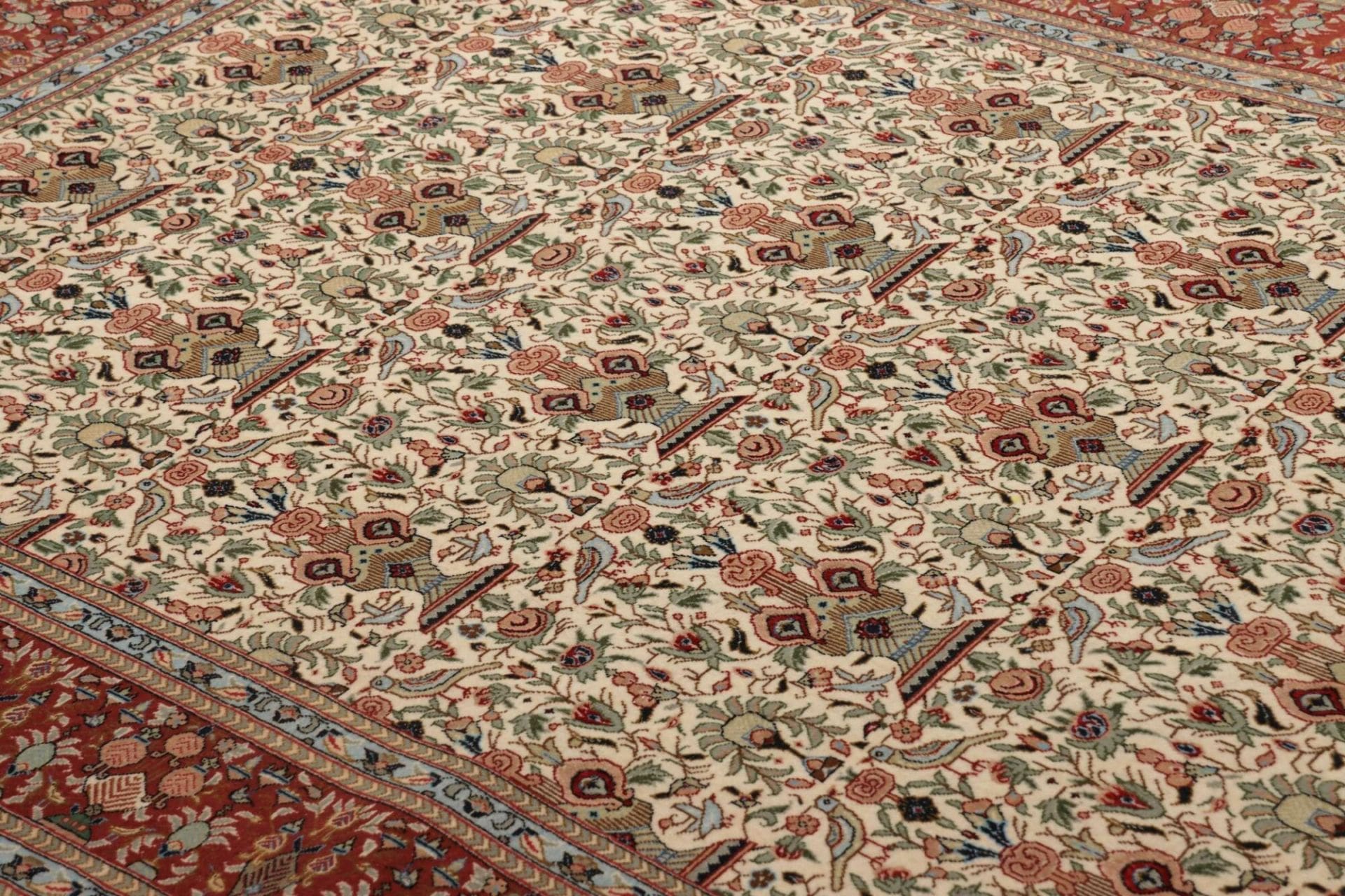 Handgeknüpfter Isfahan Perserteppich, 138 × 211 cm, Wolle & Seide
