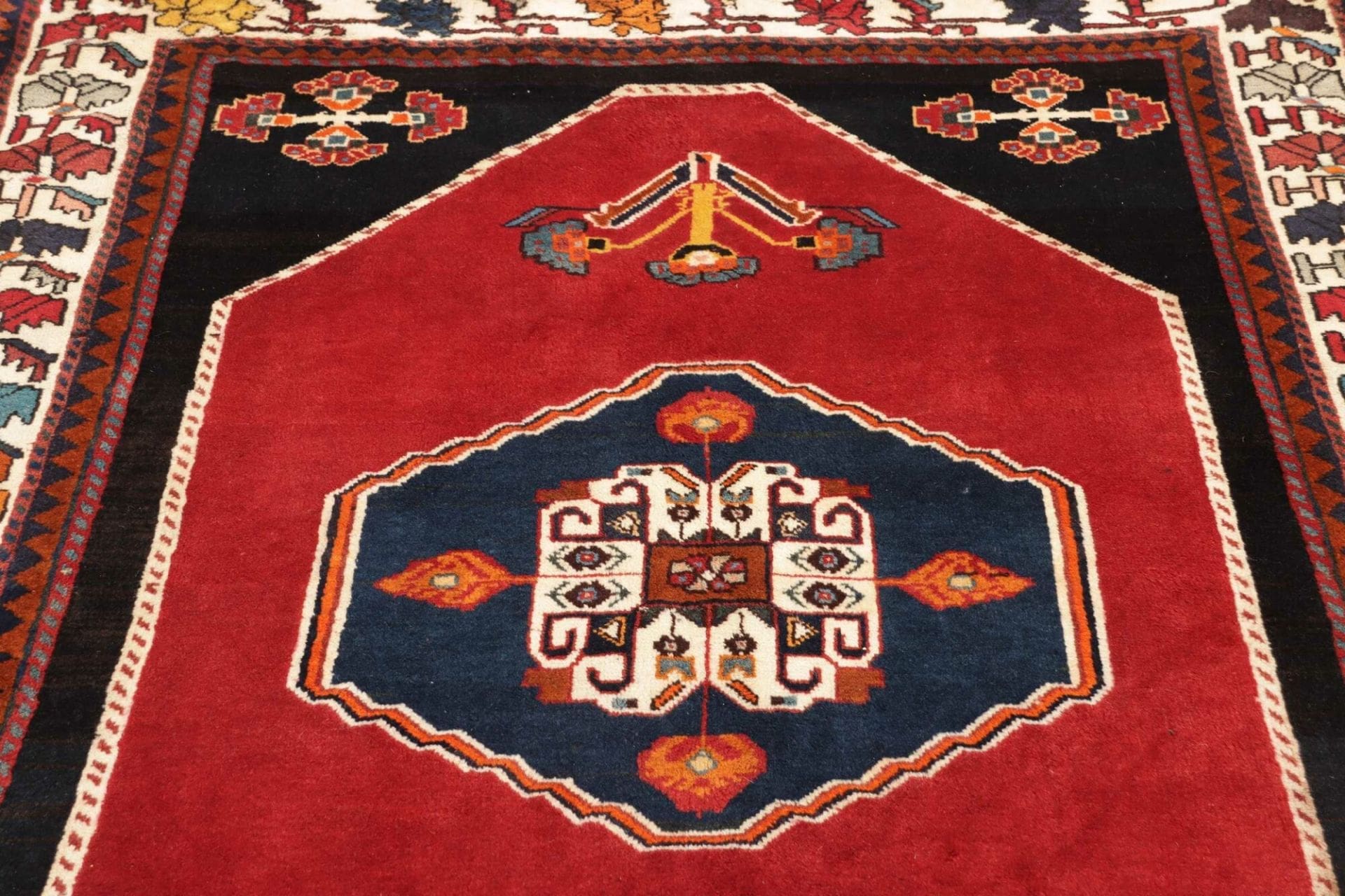 Qashqai Perserteppich 153 × 206 cm aus Wolle, handgeknüpft